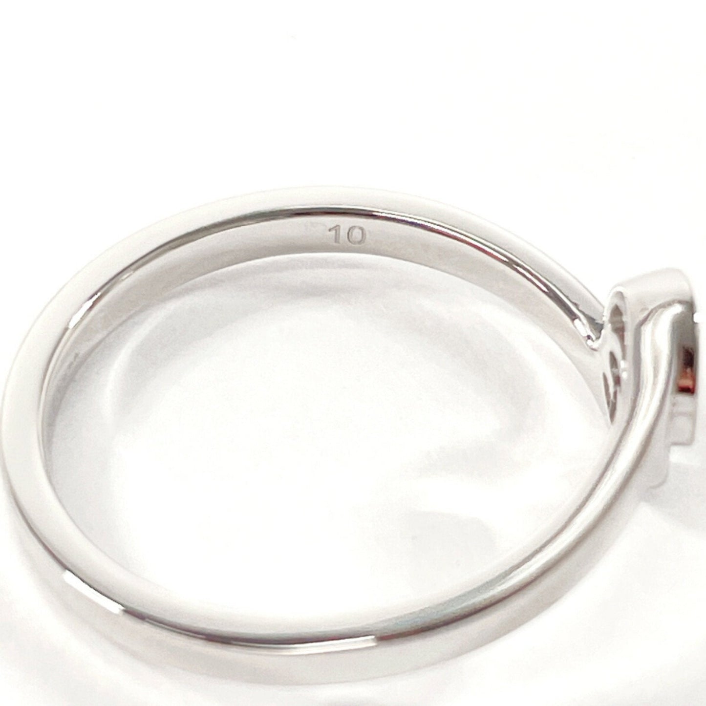 Gucci Silver White Gold (18K) Band Ring ( )
