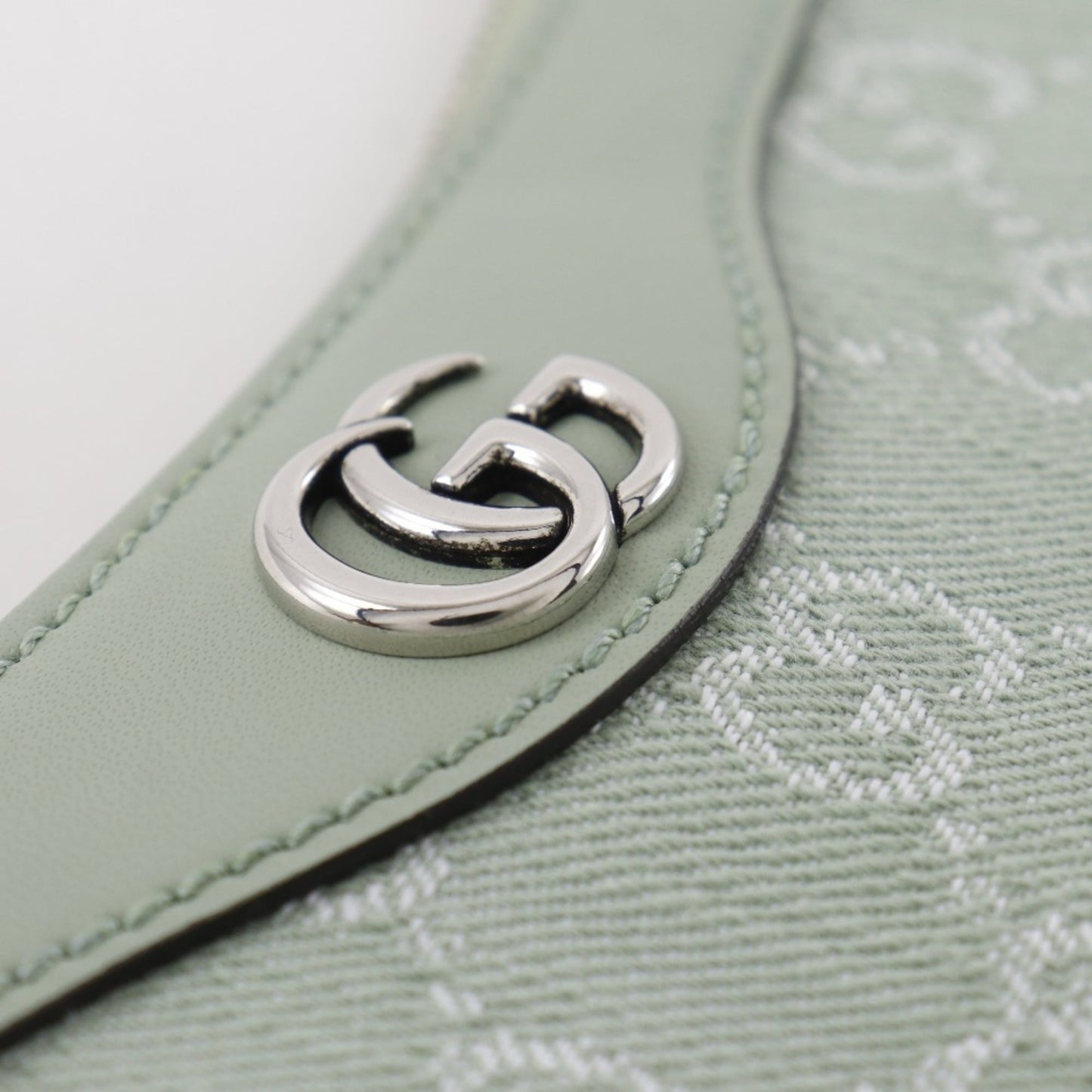 Gucci Green Pale Green Gg Canvas Shoulder Bag ( )