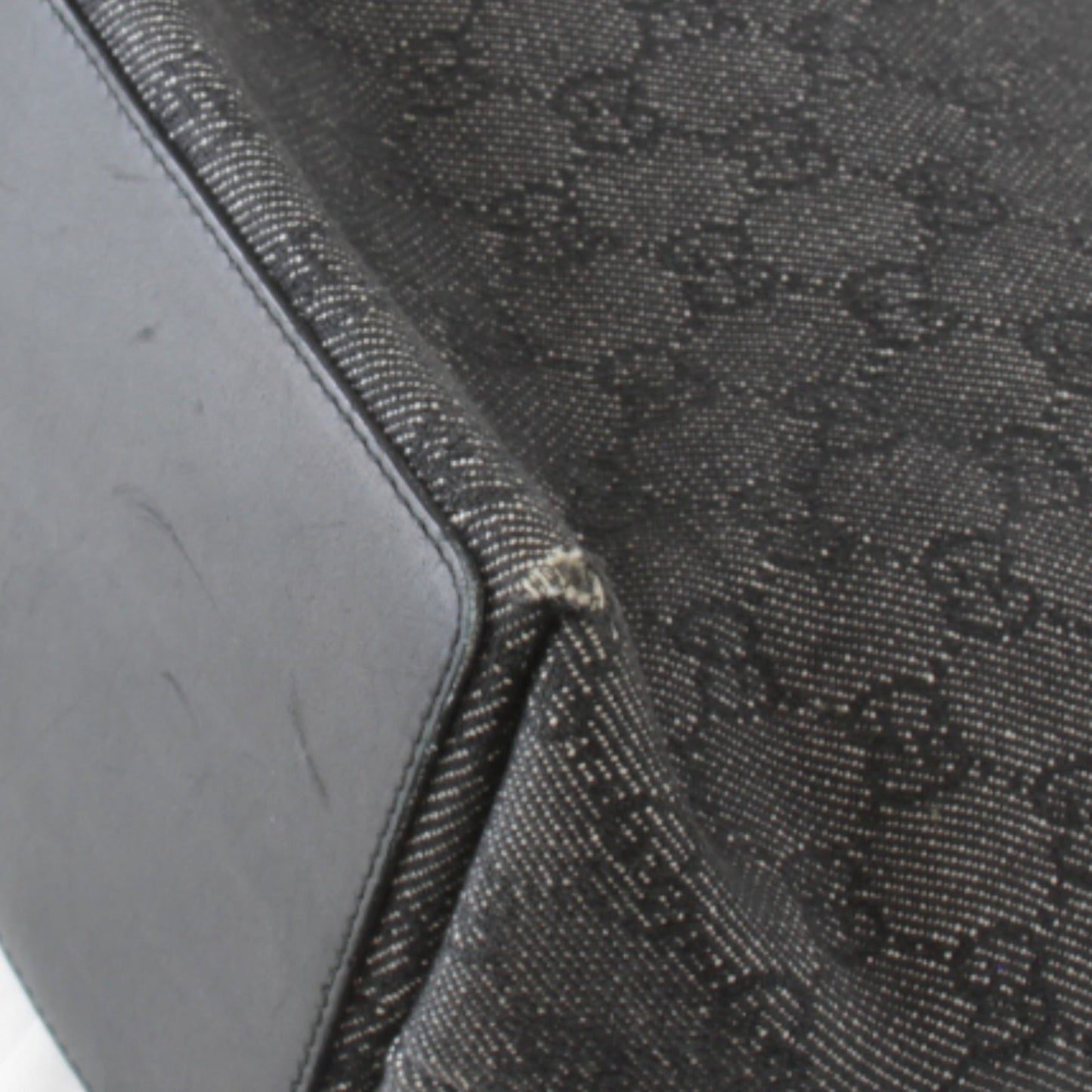 Gucci Black Gg Canvas Tote Bag ( )