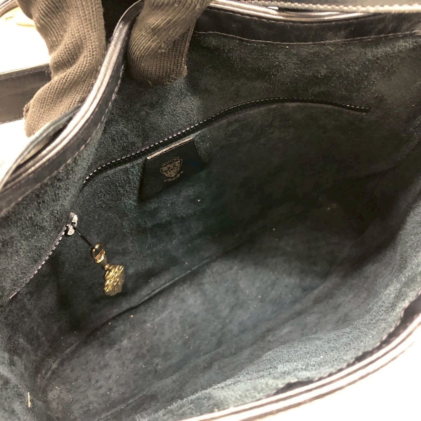 Gucci Navy Gg Supreme Shoulder Bag ( )