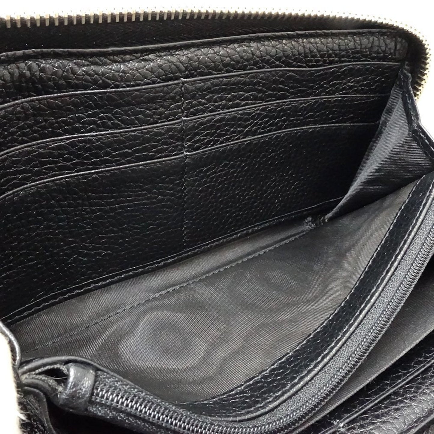 Gucci Black Leather Long Wallet (Bi-Fold) ( )