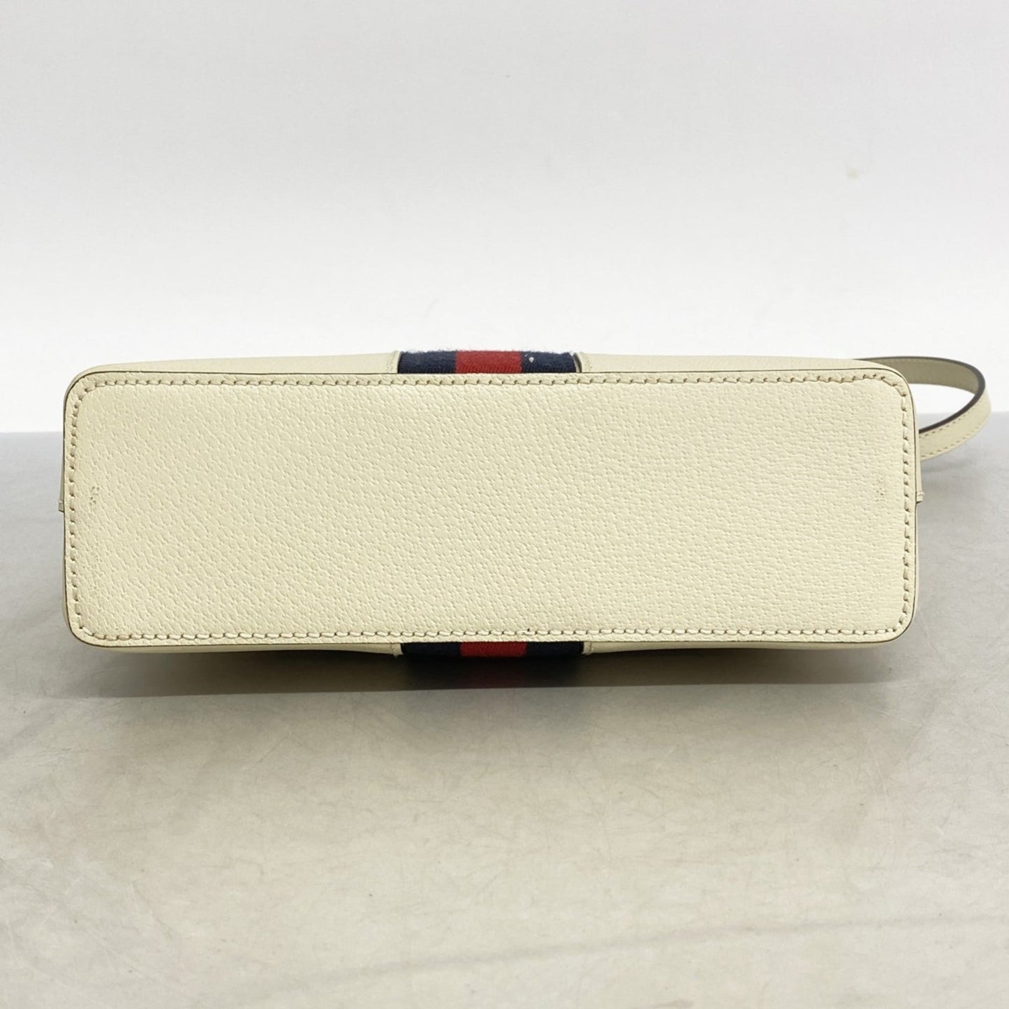 Gucci Ivory Leather Shoulder Bag ( )