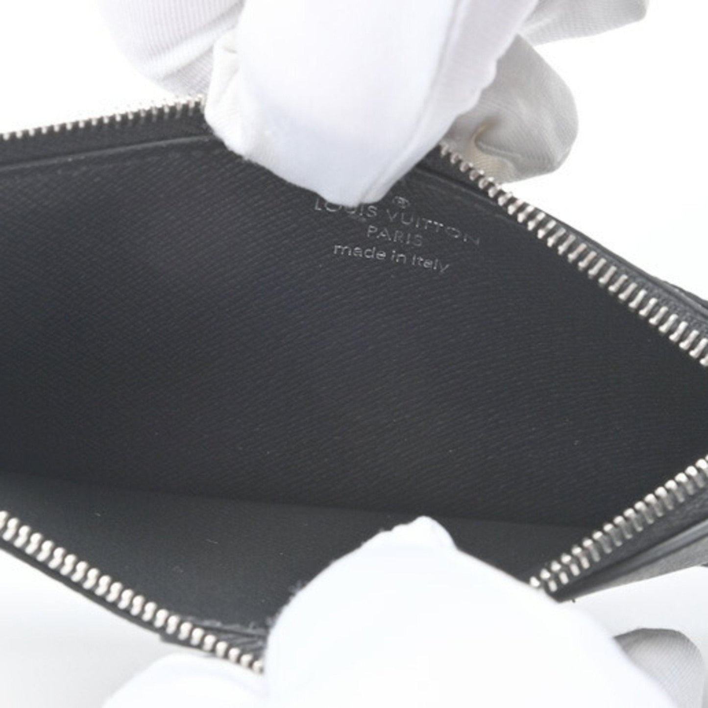 LOUIS VUITTON Coin Card Holder Zip Case M62914 Taiga Noir
