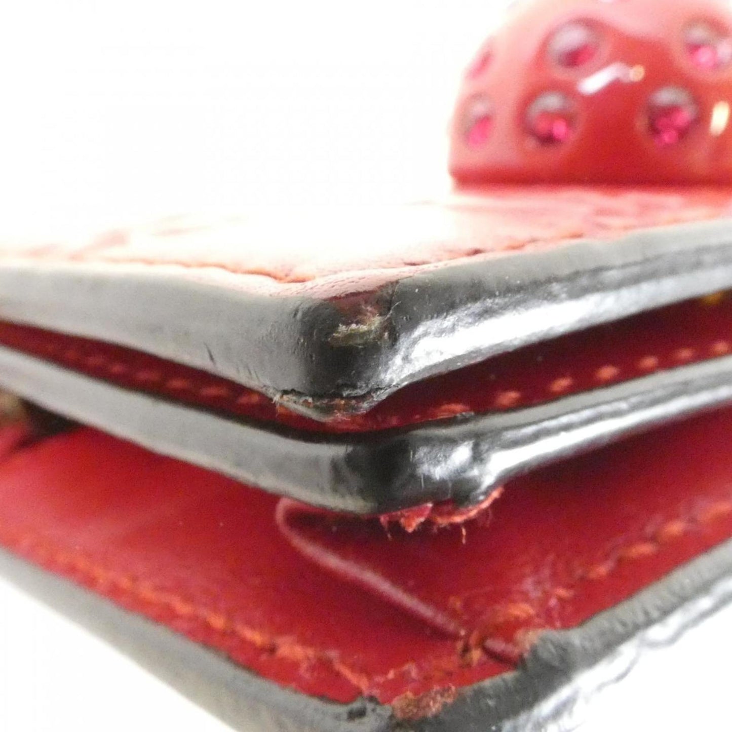 Gucci Red Color Leather Wallet (Bi-Fold) ( )