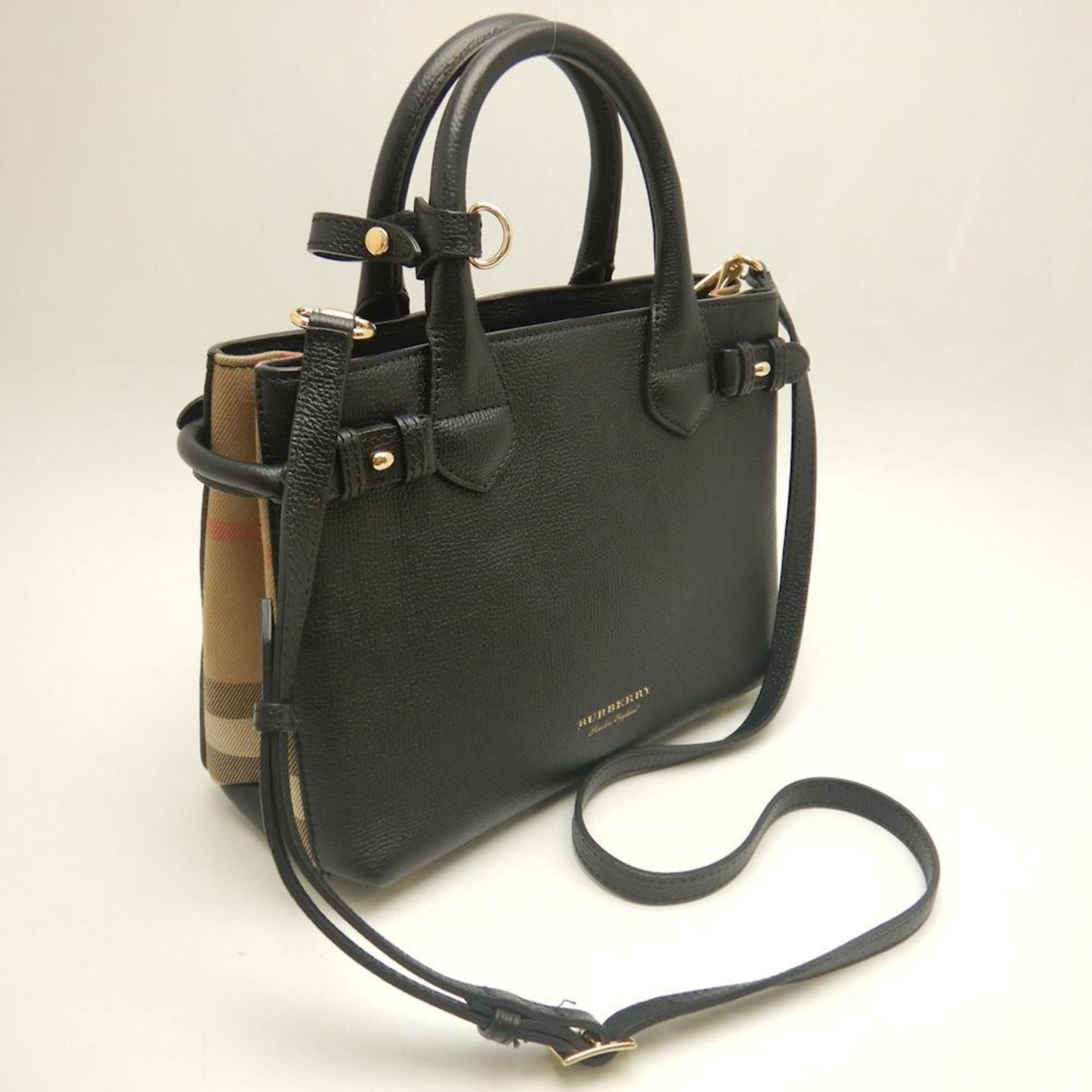 Burberry Black Leather Canvas Handbag ( )