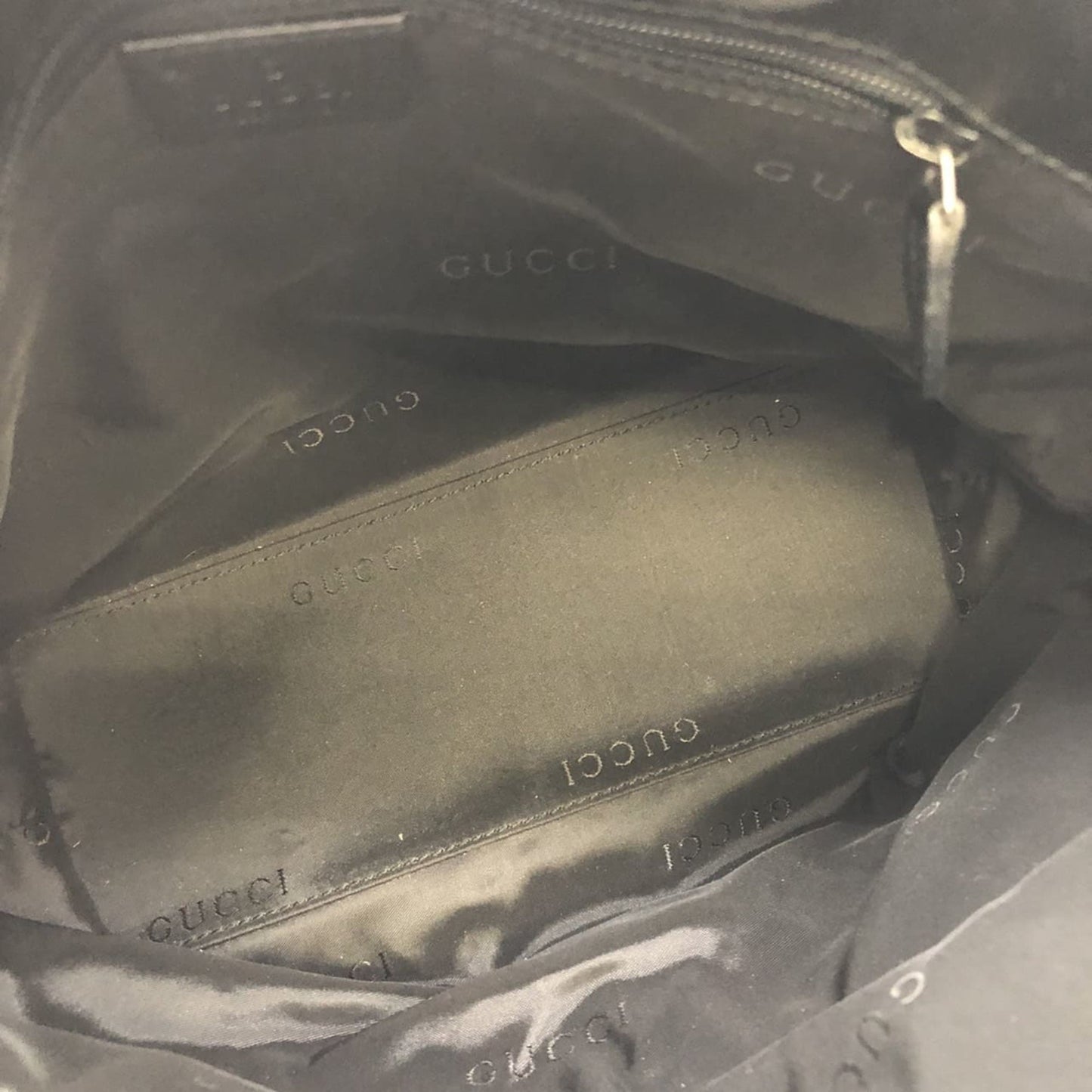 Gucci Black Nylon Leather Handbag ( )