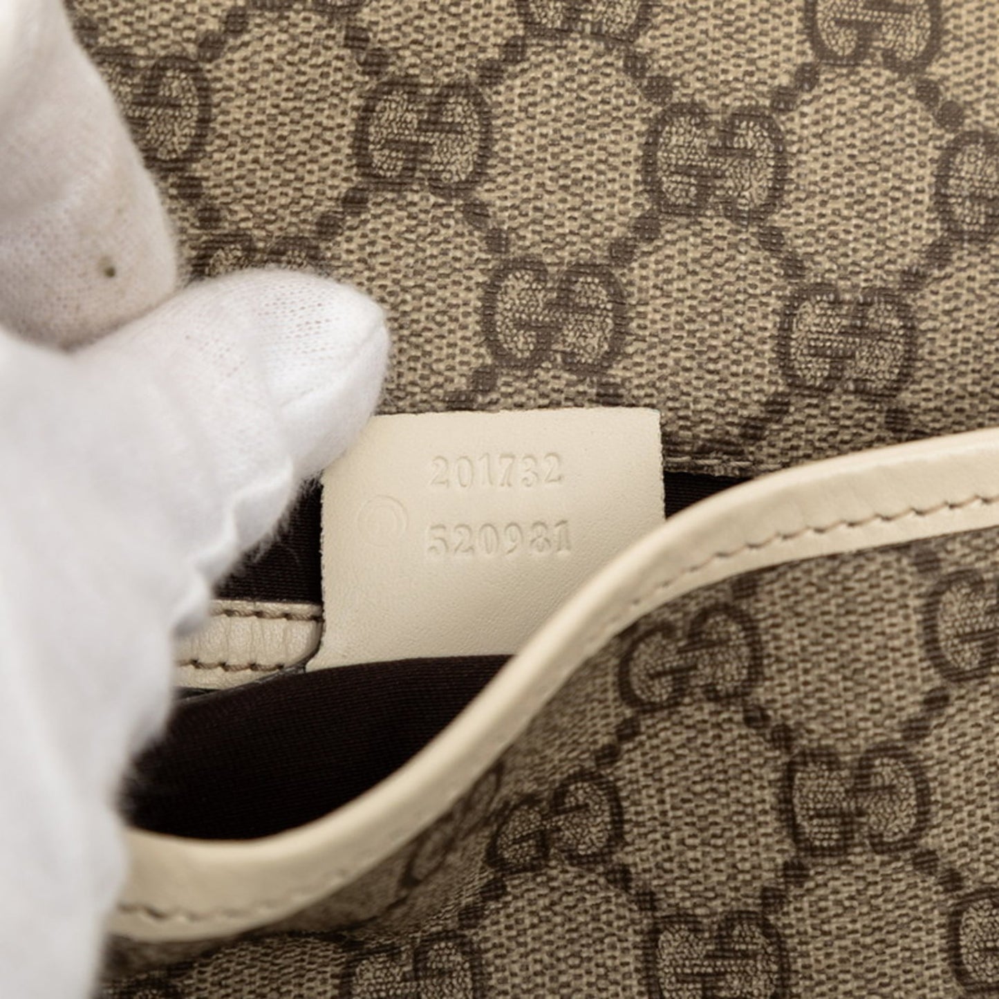 Gucci Beige White Pvc Leather Shoulder Bag ( )