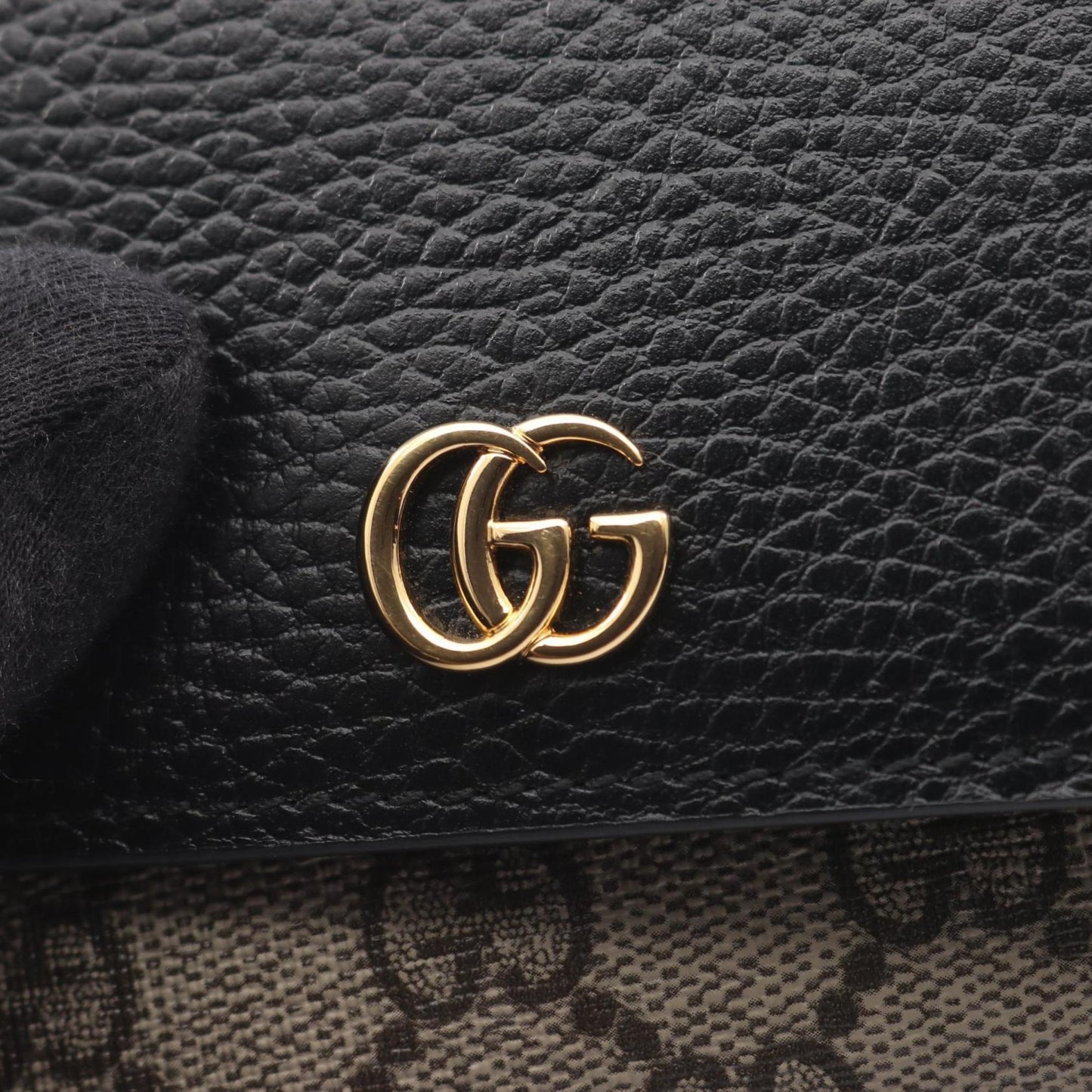 Gucci Beige Black Gg Supreme Leather Wallet (Bi-Fold) ( )
