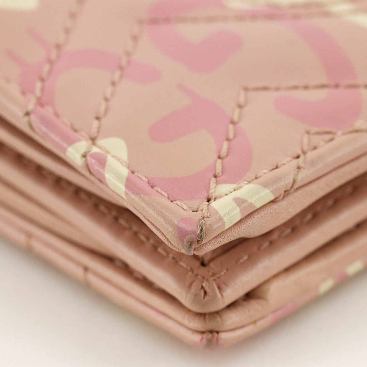 Gucci Pink Leather Bill Wallet (Bi-Fold) ( )