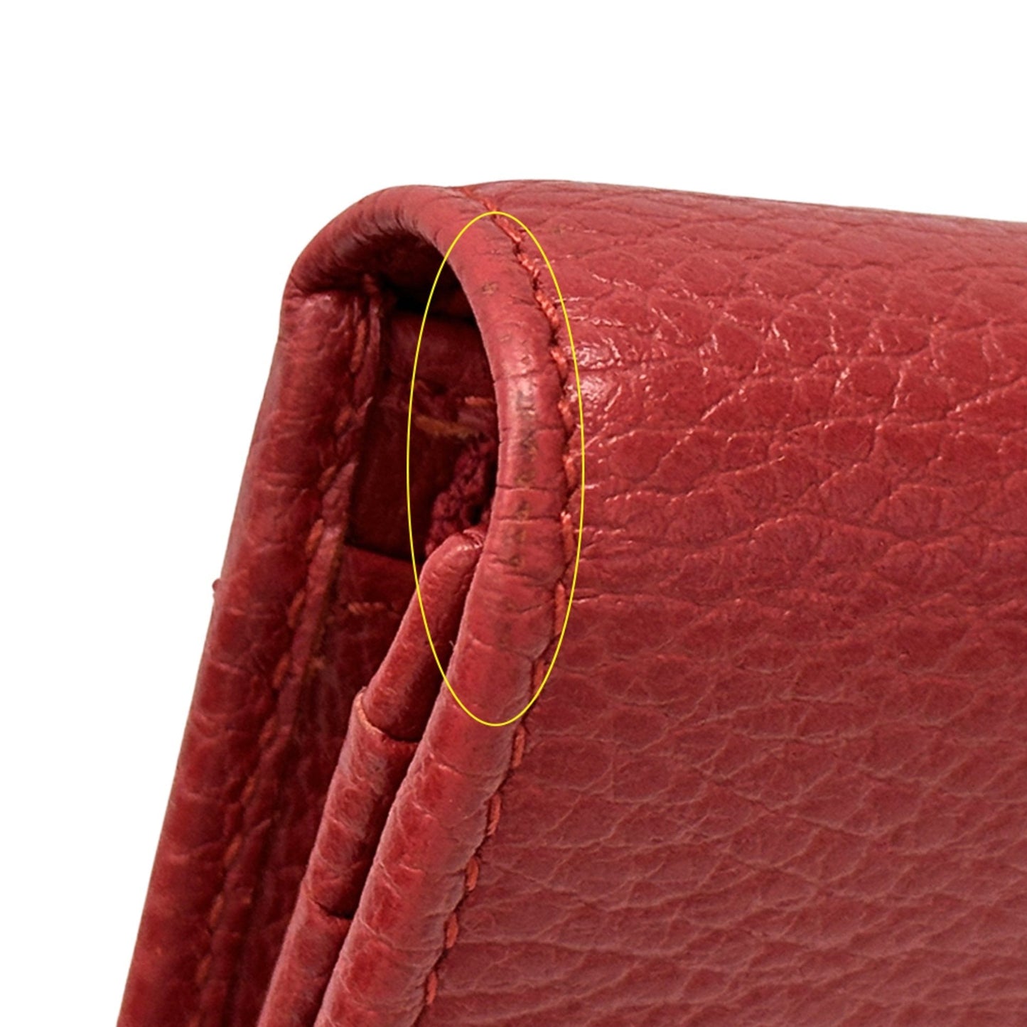 Gucci Red Color Leather Wallet (Bi-Fold) ( )