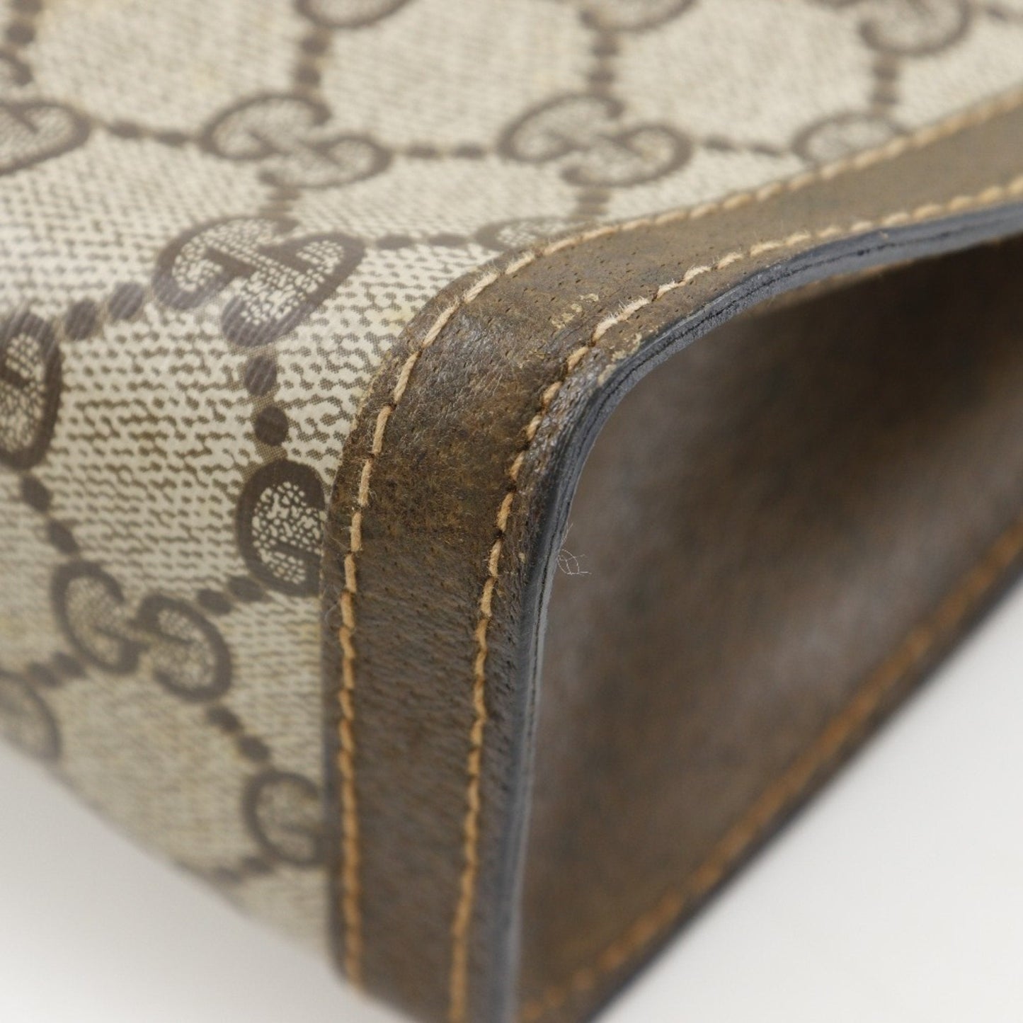 Gucci Brown Gg Plus Leather Clutch Bag Pouch ( )