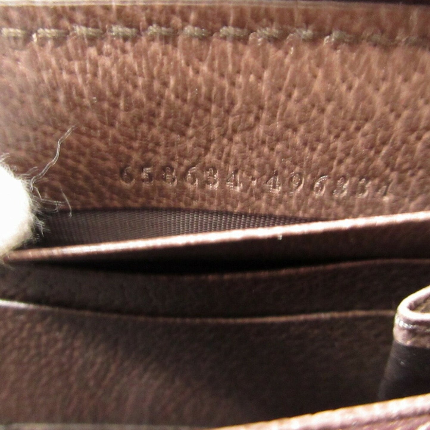 Gucci Beige Brown Gg Supreme Leather Coin Purse/Coin Case ( )