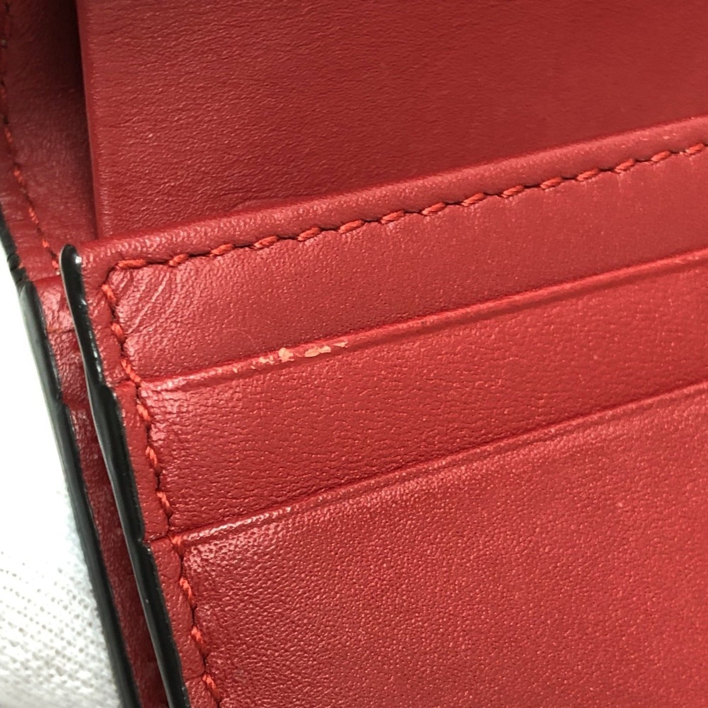 Gucci Beige Red Color Gg Supreme Canvas Wallet (Bi-Fold) ( )