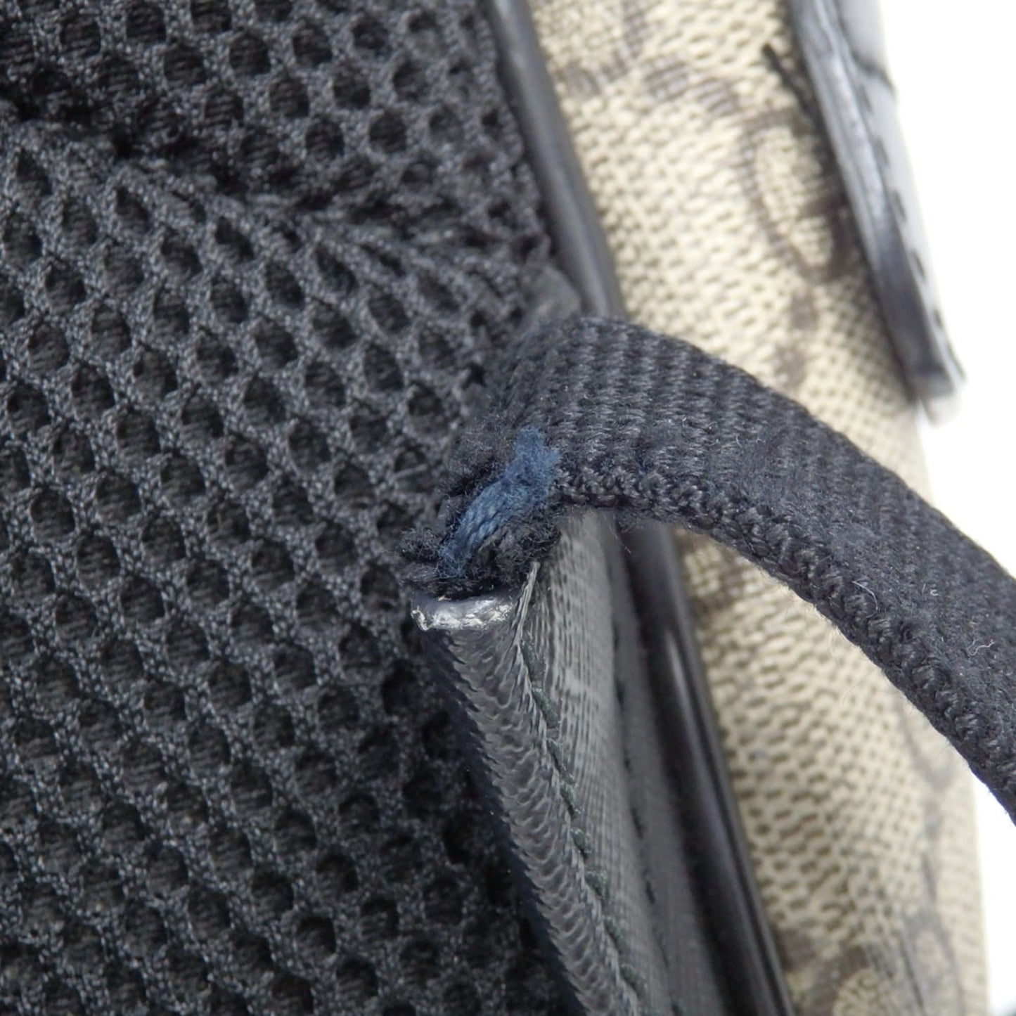 Gucci Beige Black Gg Supreme Leather Backpack ( )