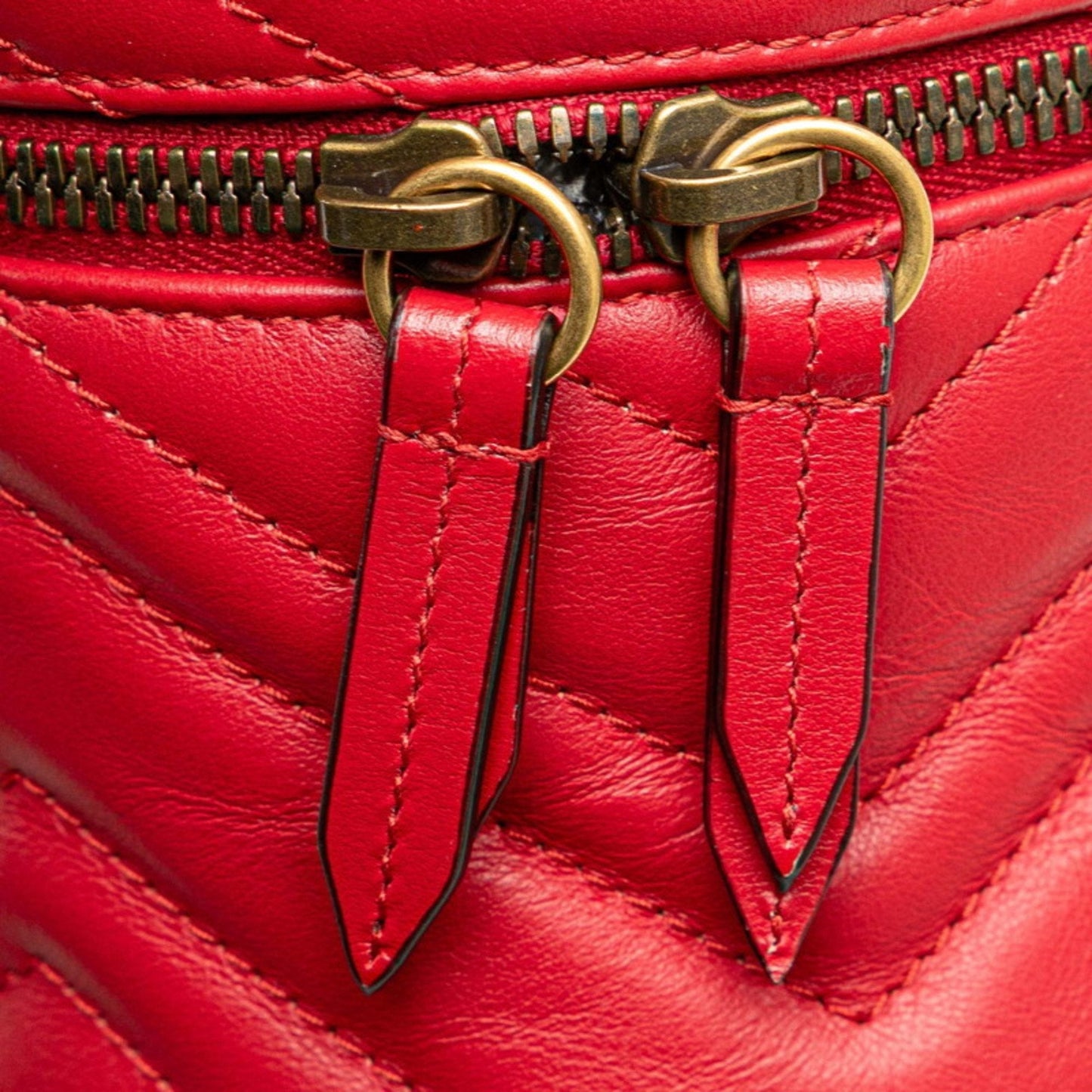 Gucci Red Color Leather Vanity Bag ( )