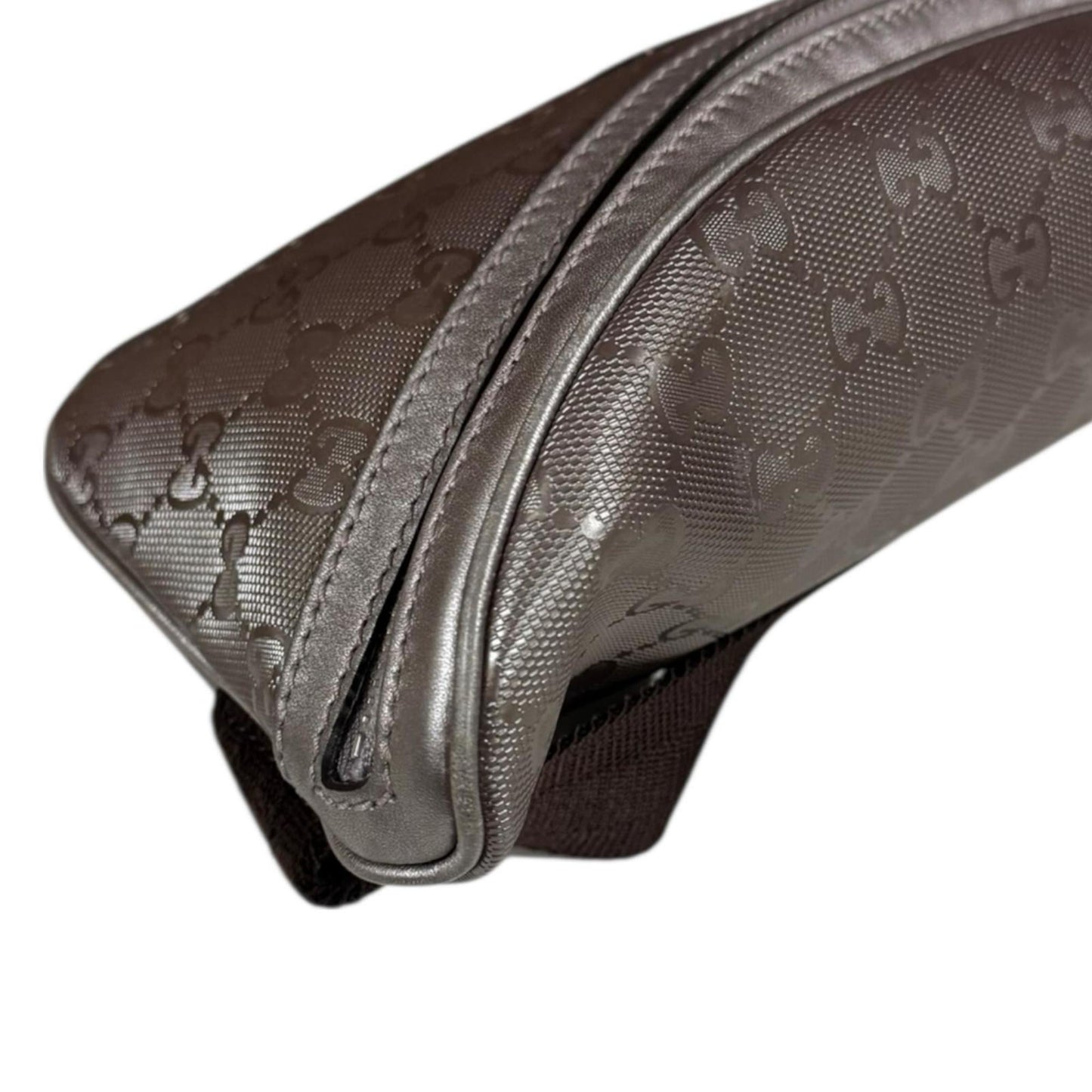 Gucci Silver Pvc Sling Bag ( )