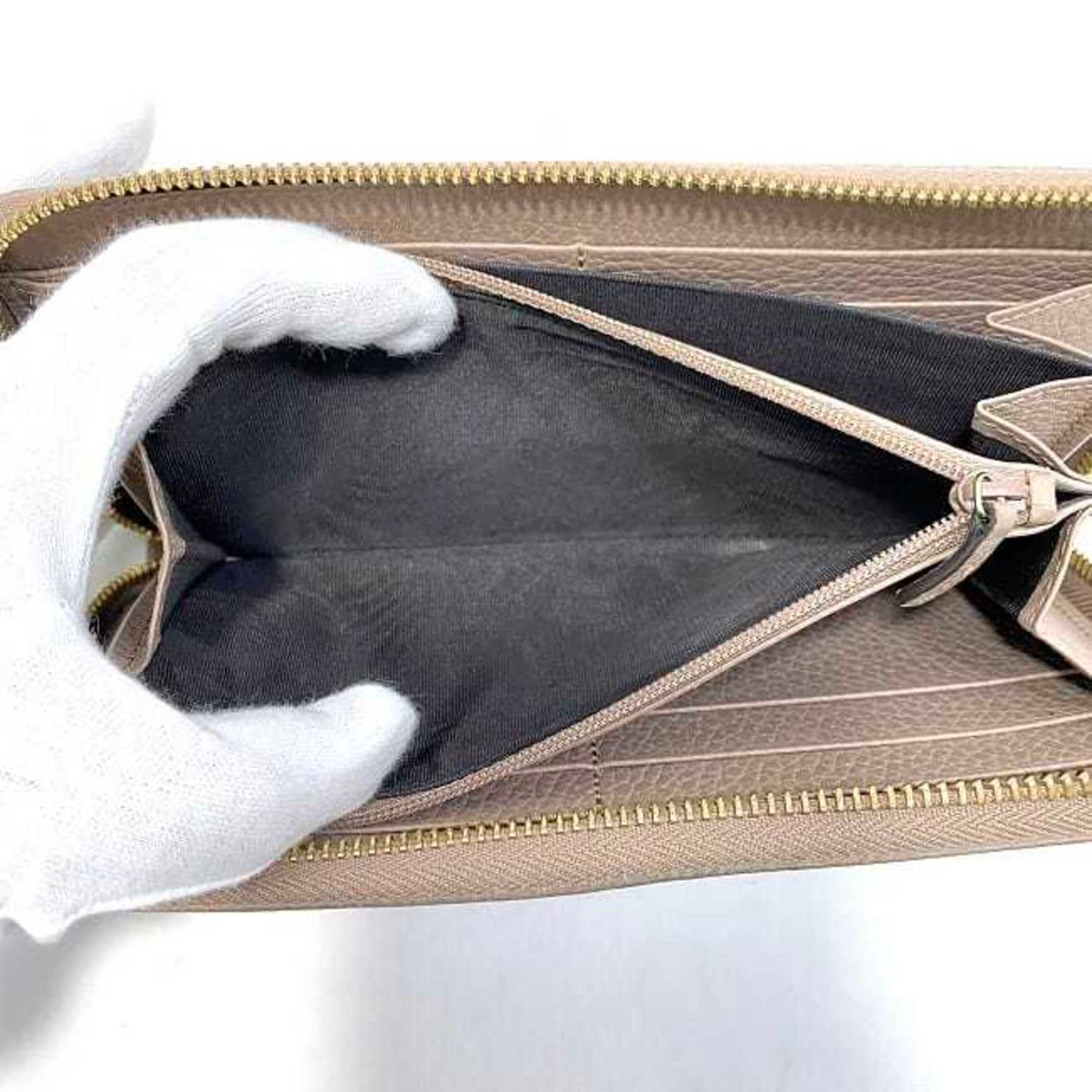 Gucci Pink Beige Leather Long Wallet (Bi-Fold) ( )