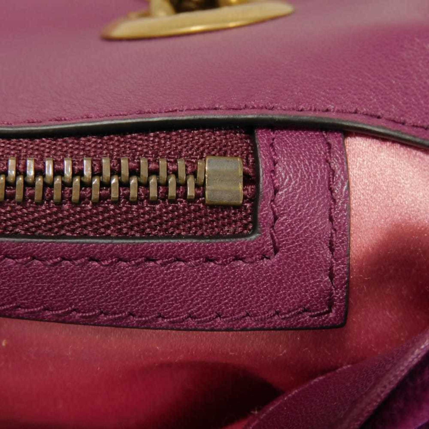 Gucci Purple Velvet Shoulder Bag ( )