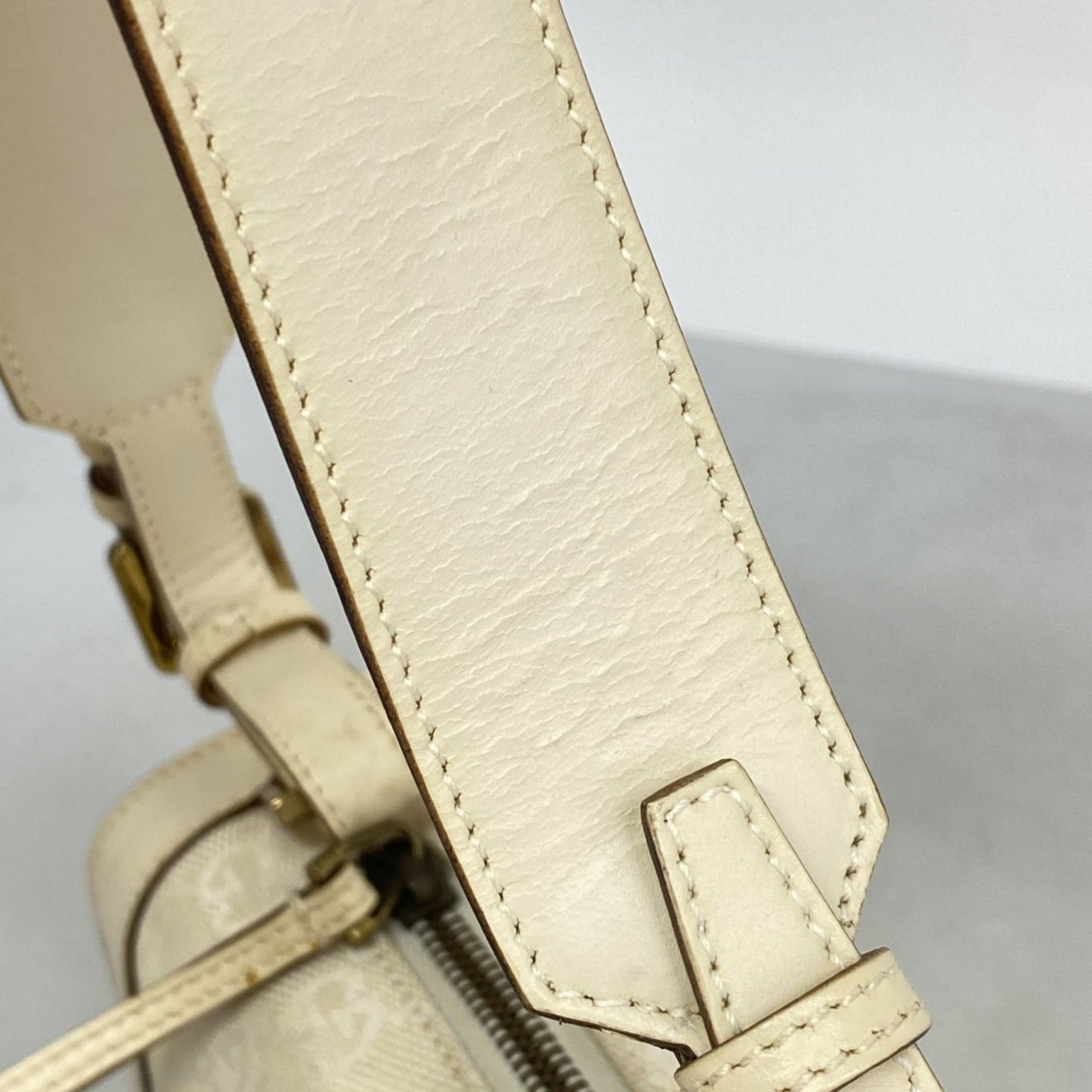 Gucci White Canvas Shoulder Bag ( )