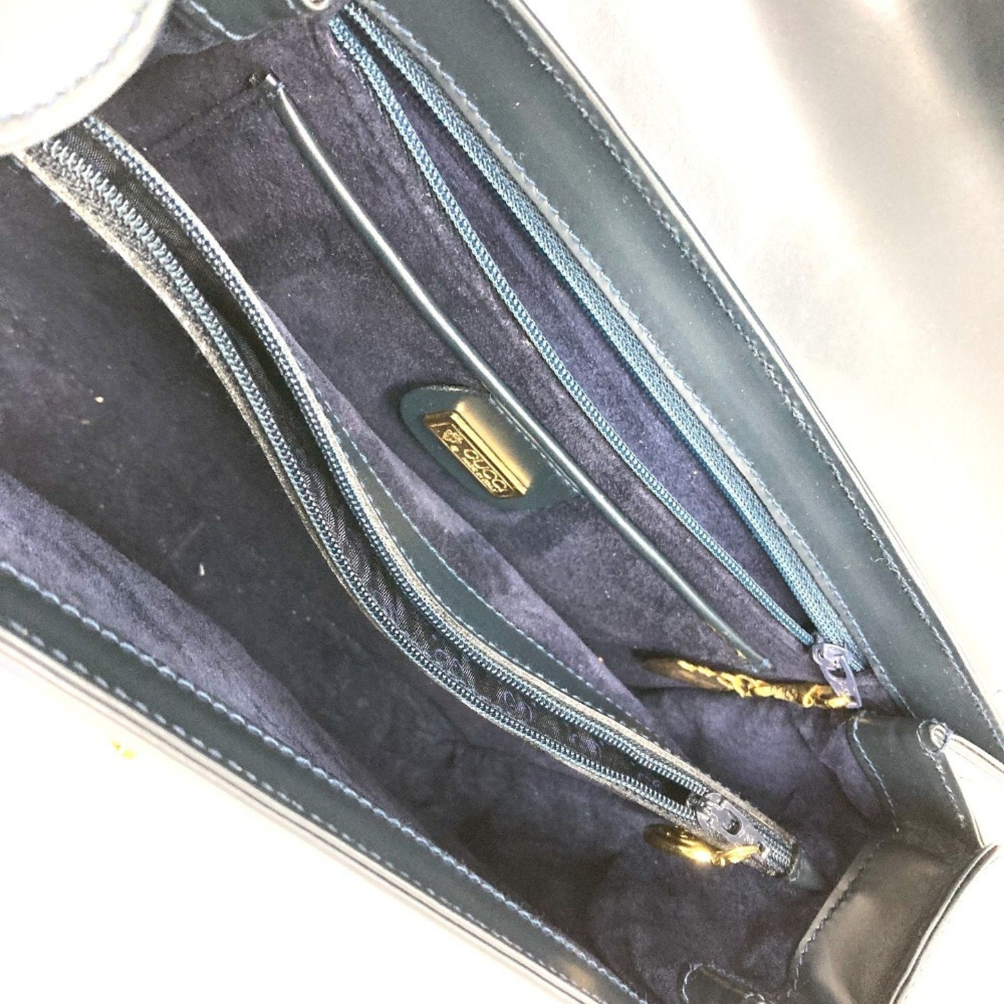 Gucci Navy Leather Handbag ( )