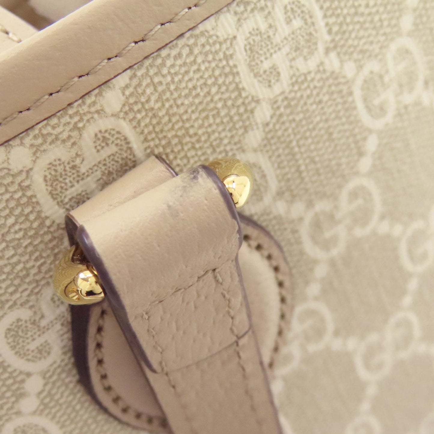 Gucci Beige Gg Supreme Handbag ( )