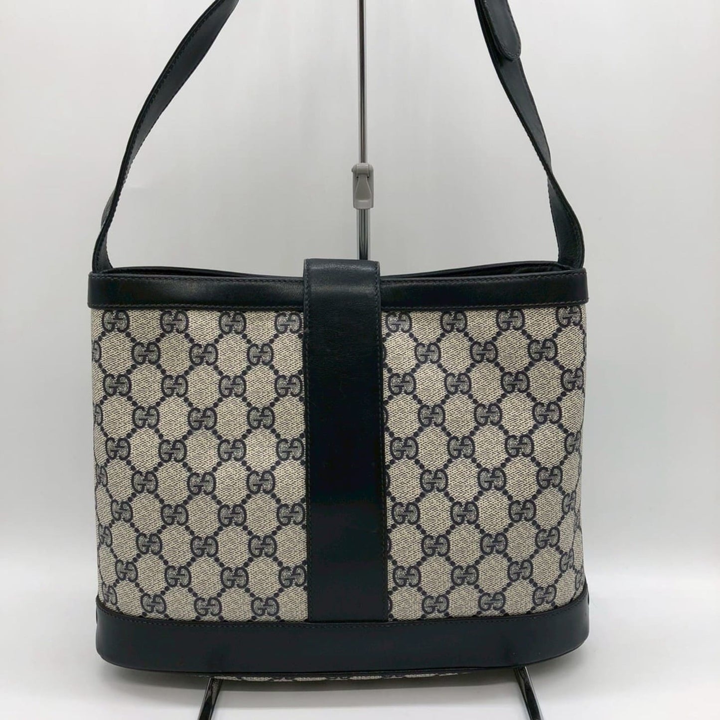 Gucci Navy Gg Supreme Shoulder Bag ( )