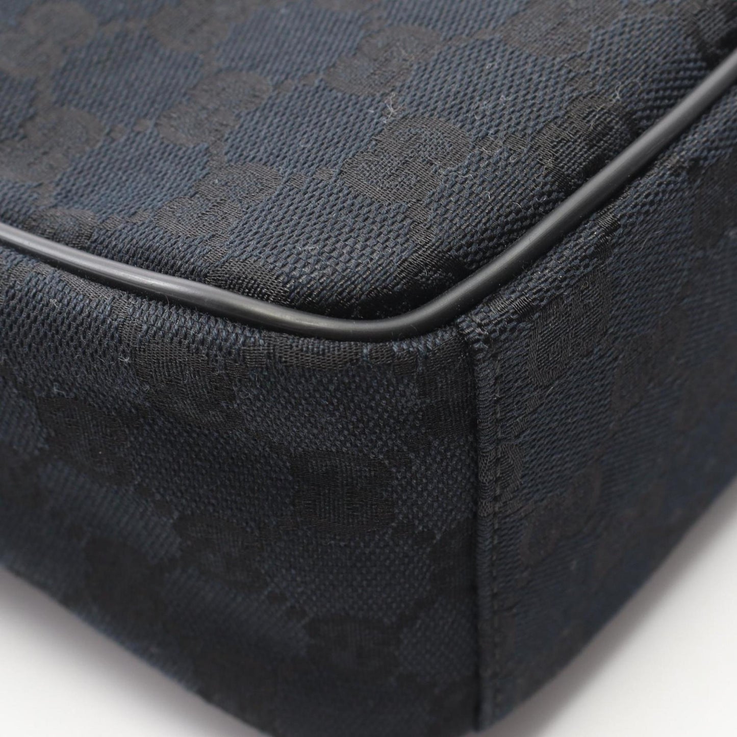 Gucci Black Canvas Leather Shoulder Bag ( )