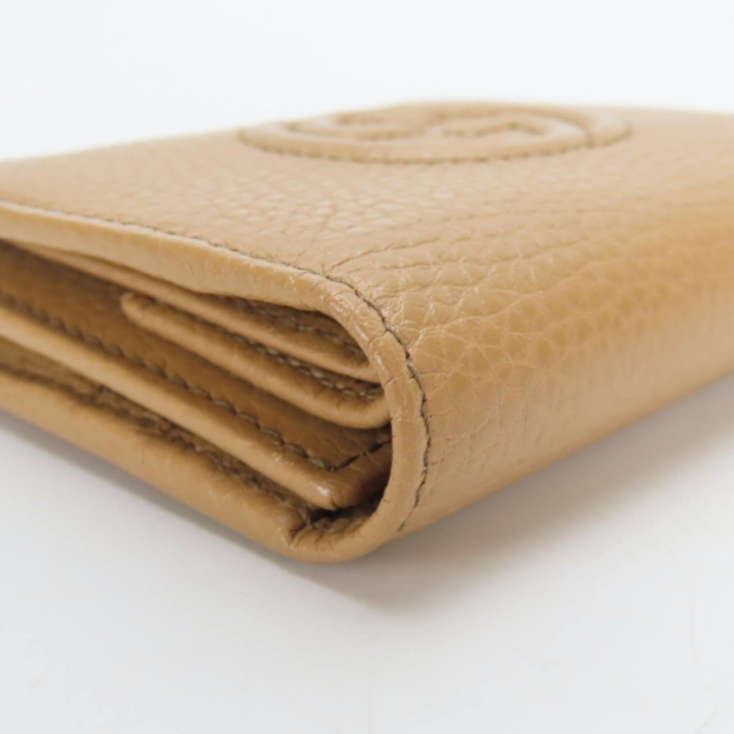 Gucci Beige Leather Wallet (Tri-Fold) ( )