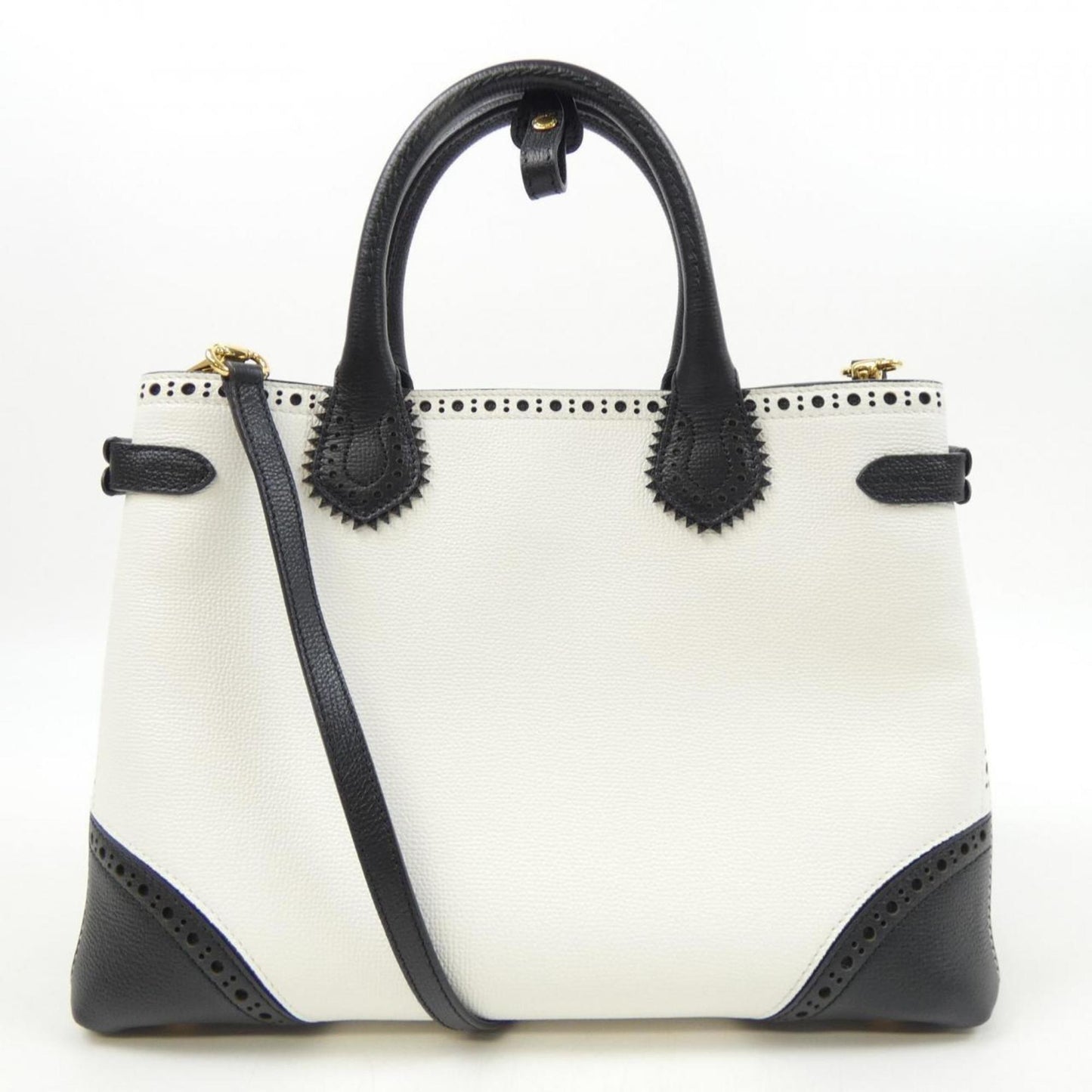 Burberry White Handbag ( )
