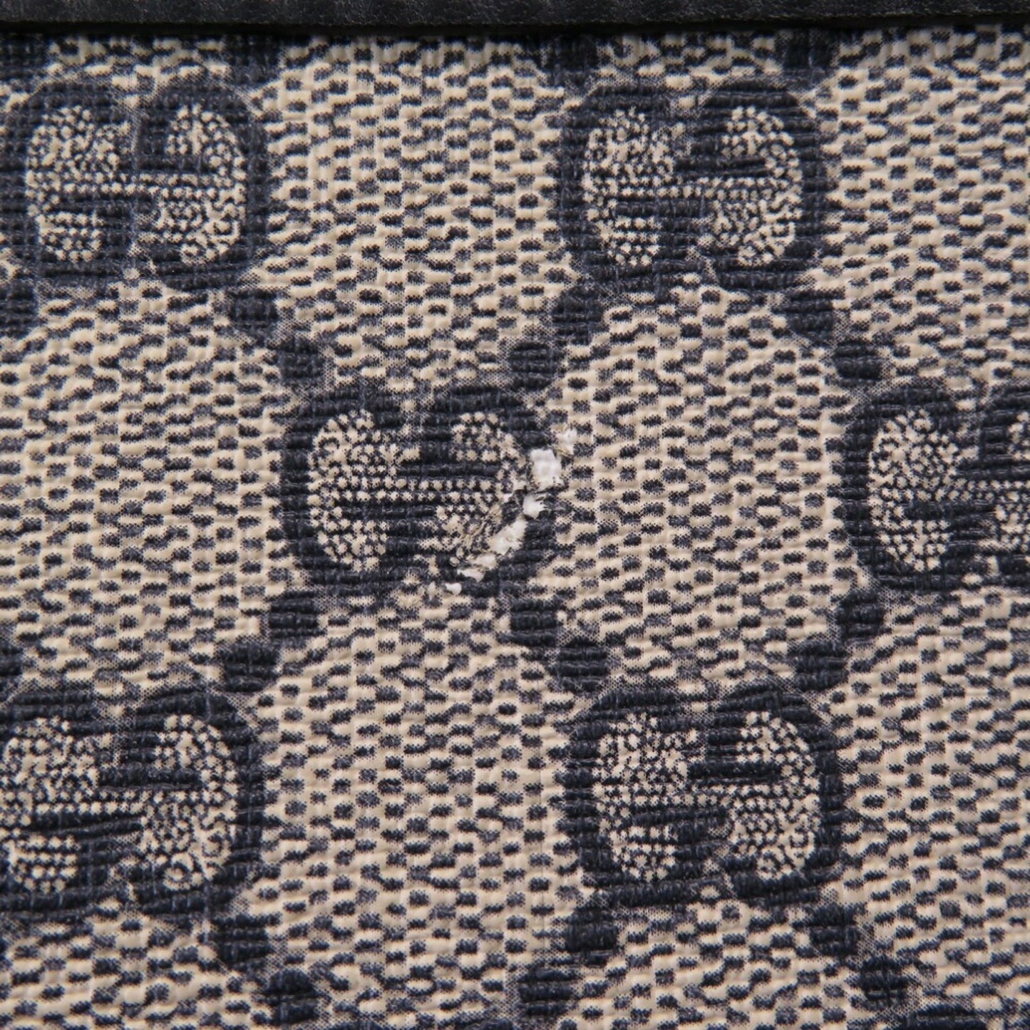 Gucci Beige Navy Gg Supreme Shoulder Bag ( )