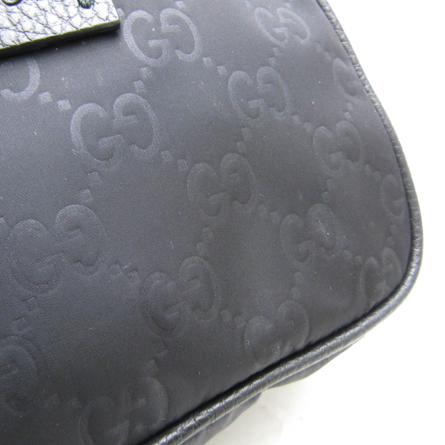 Gucci Black Nylon Pouch ( )