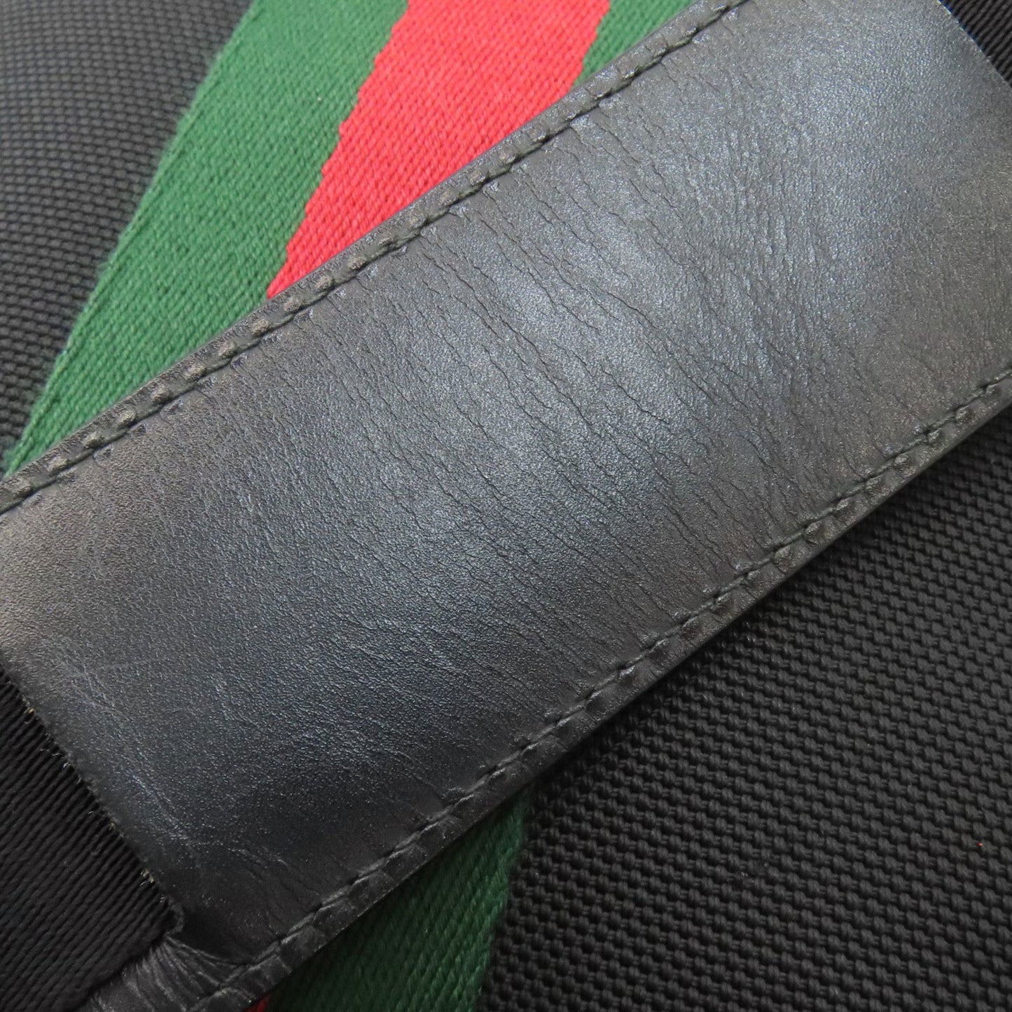 Gucci Sherry Line Black Canvas Shoulder Bag ( )