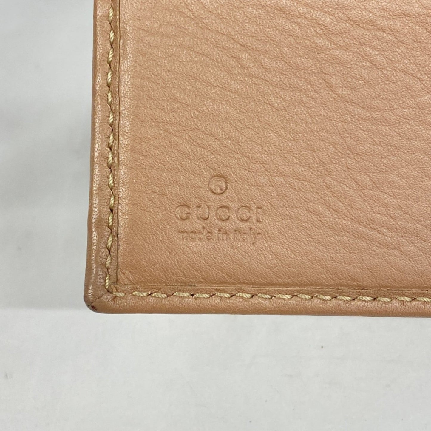 Gucci Beige Brown Pink Beige Canvas Wallet (Bi-Fold) ( )