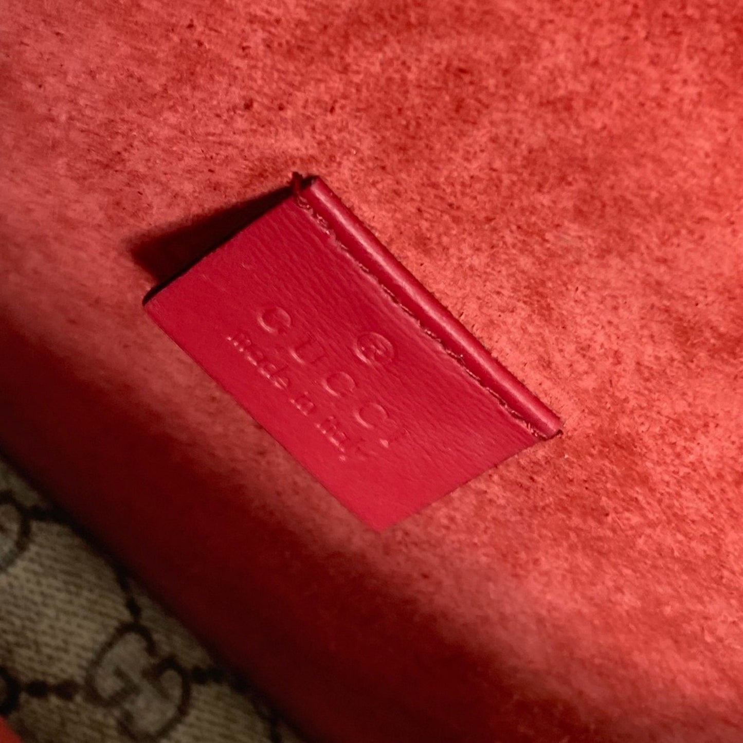 Gucci Beige Red Color Gg Supreme Shoulder Bag ( )
