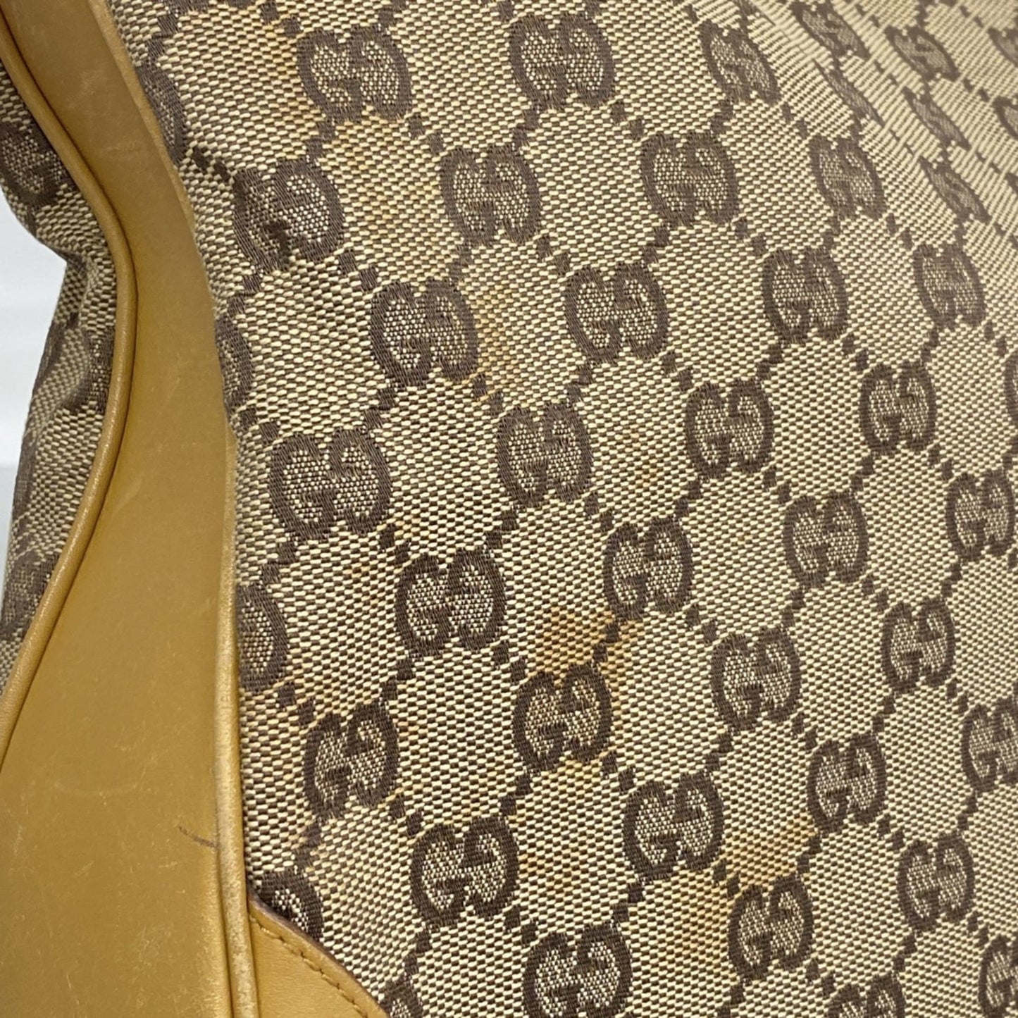 Gucci Brown Canvas Handbag ( )