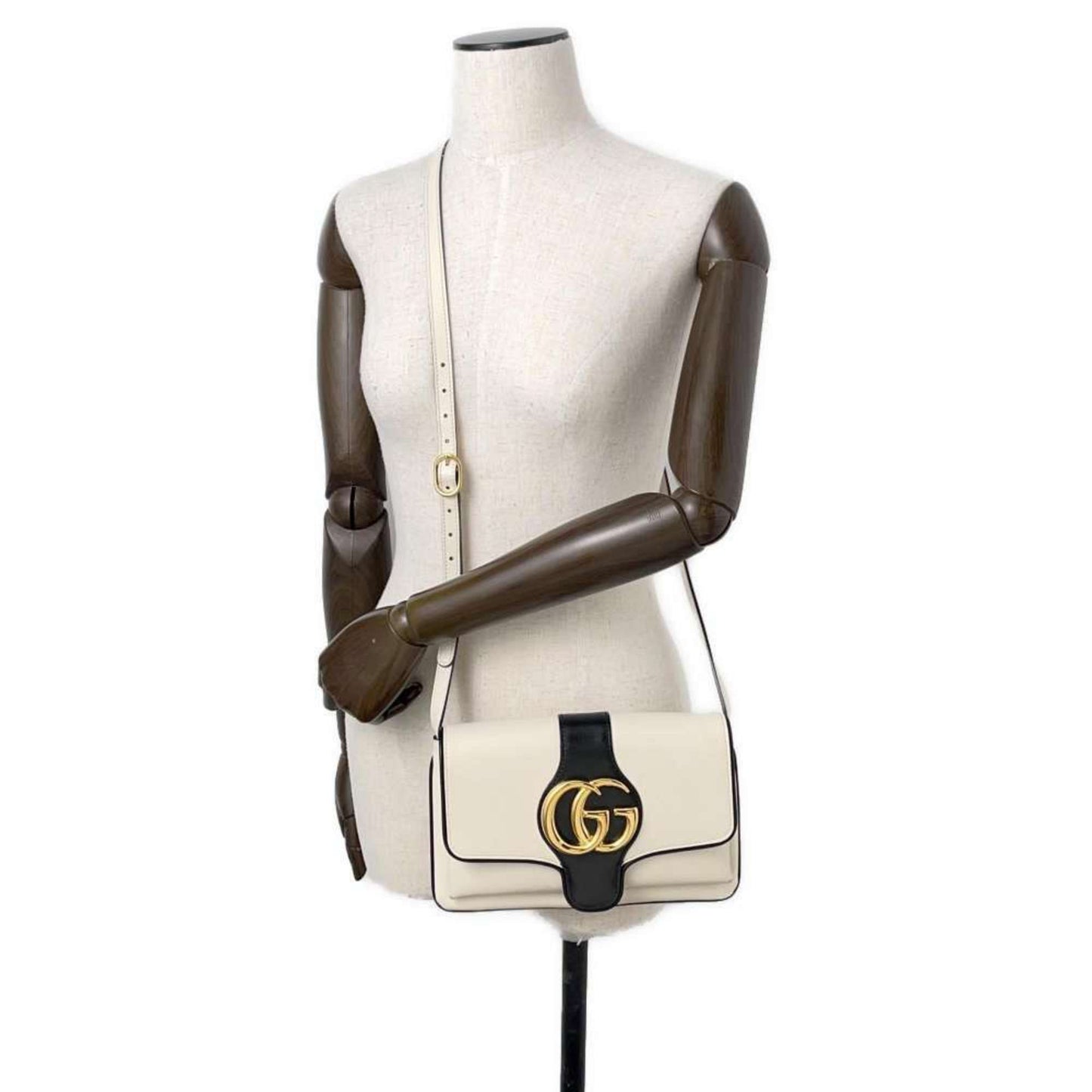 Gucci Leather Shoulder Bag