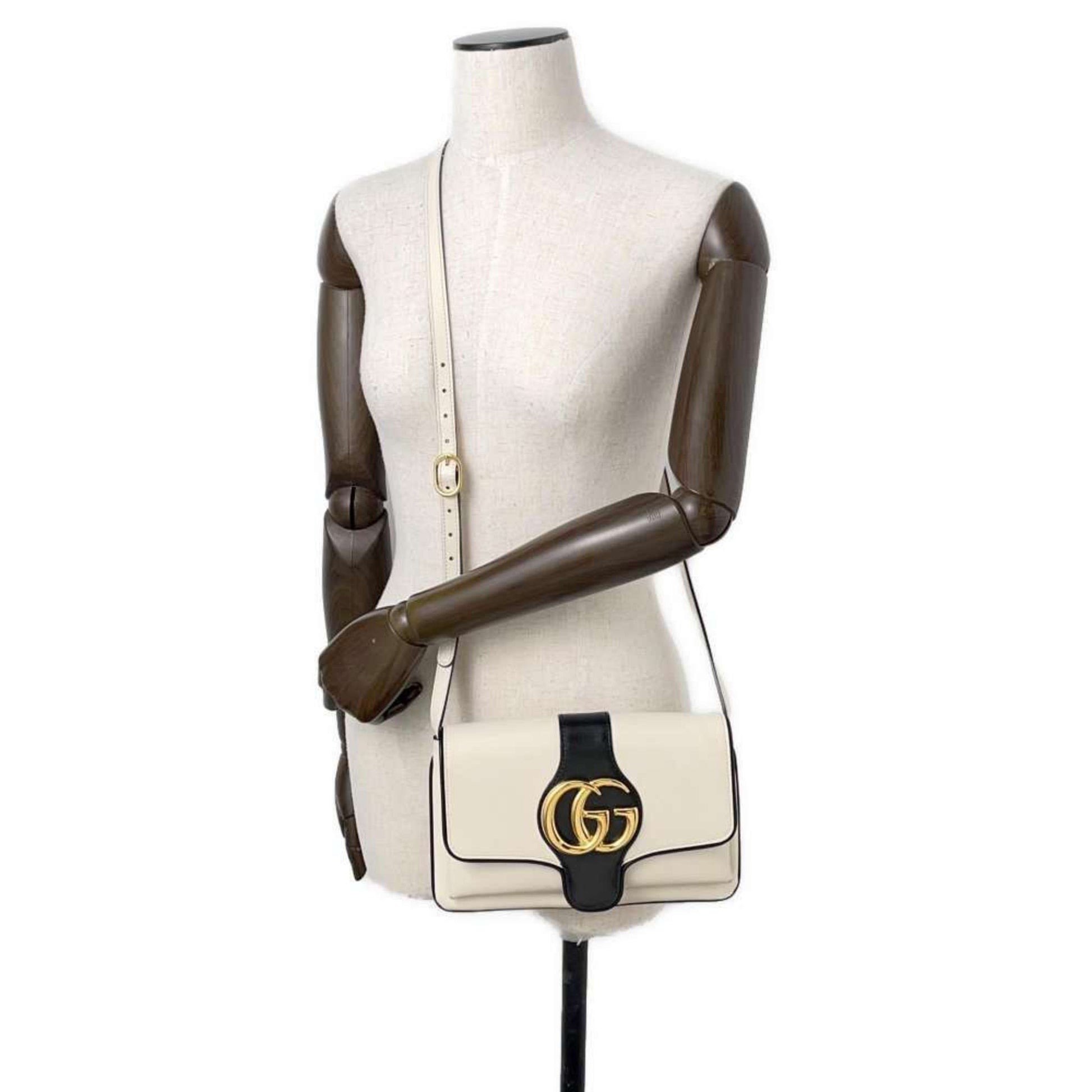 Gucci Leather Shoulder Bag