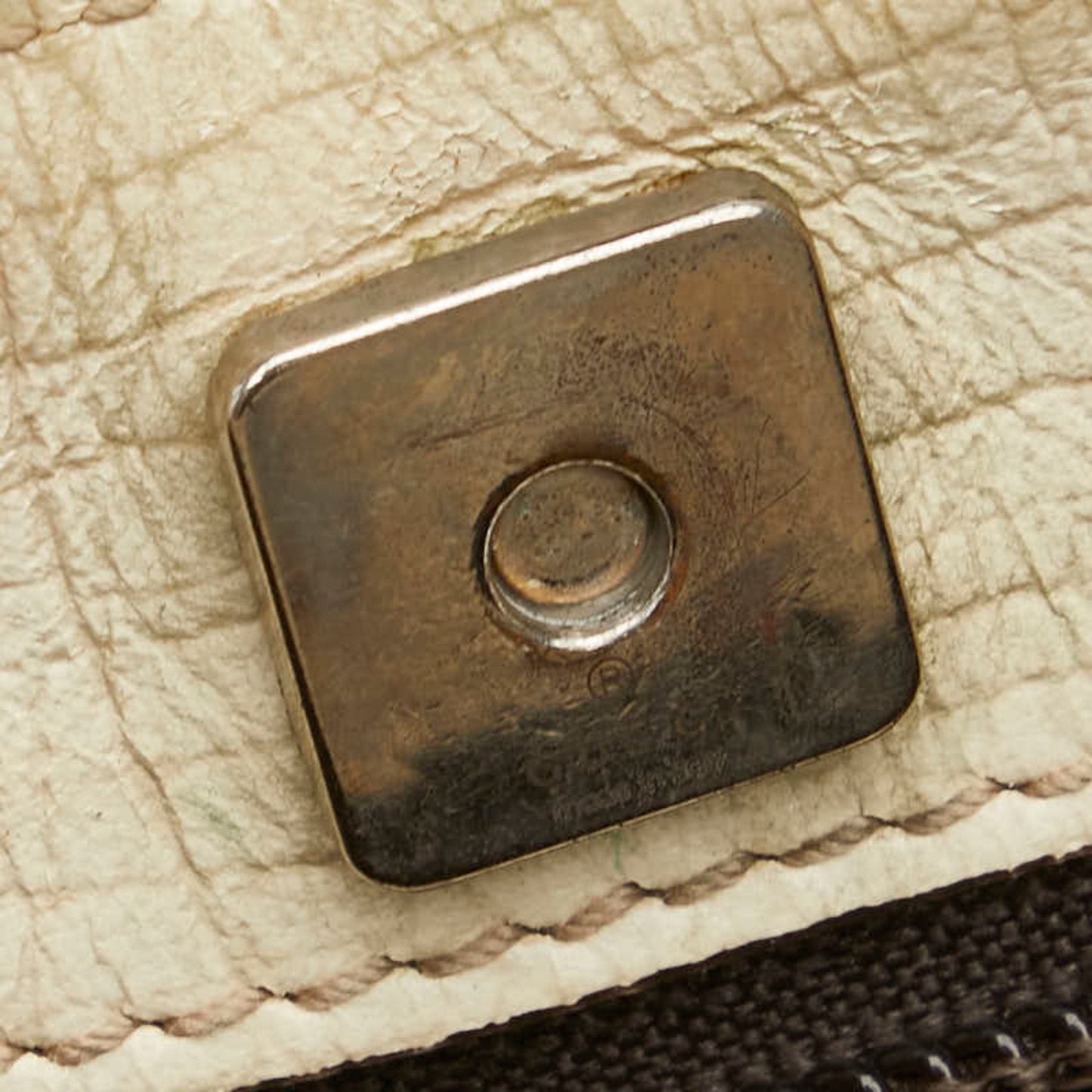 Gucci Beige Ivory Pvc Leather Handbag Tote Bag ( )