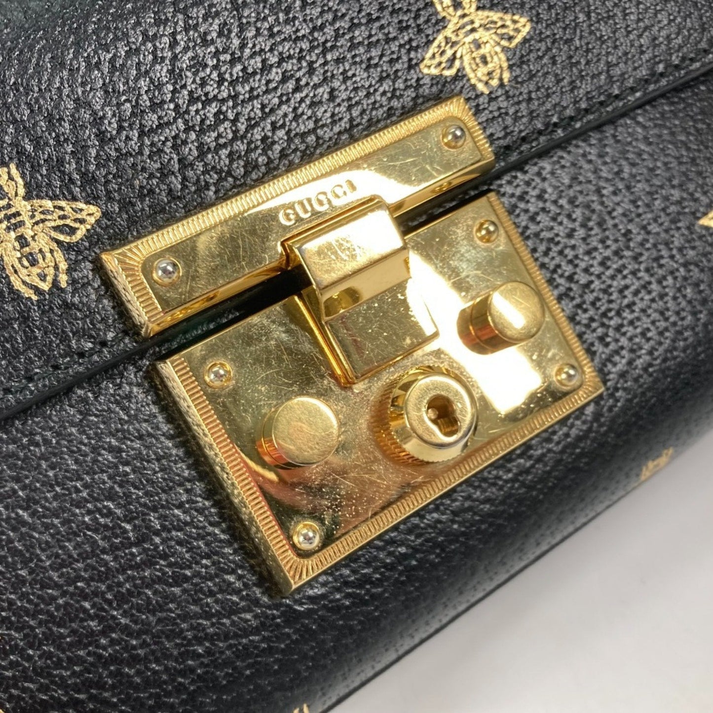 Gucci Black Gold Leather Pochette Shoulder Bag ( )