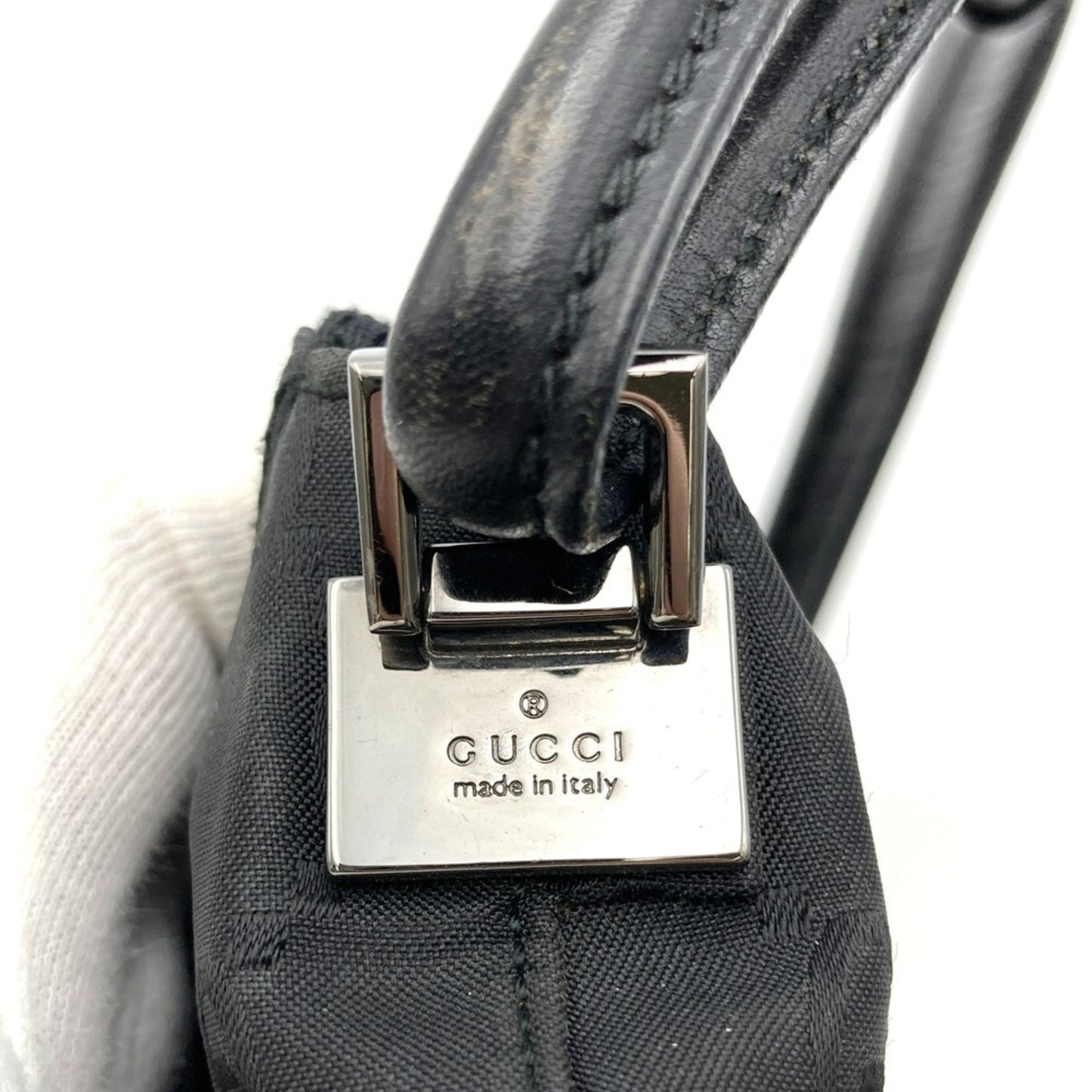 Gucci Black Nylon Leather Shoulder Bag ( )