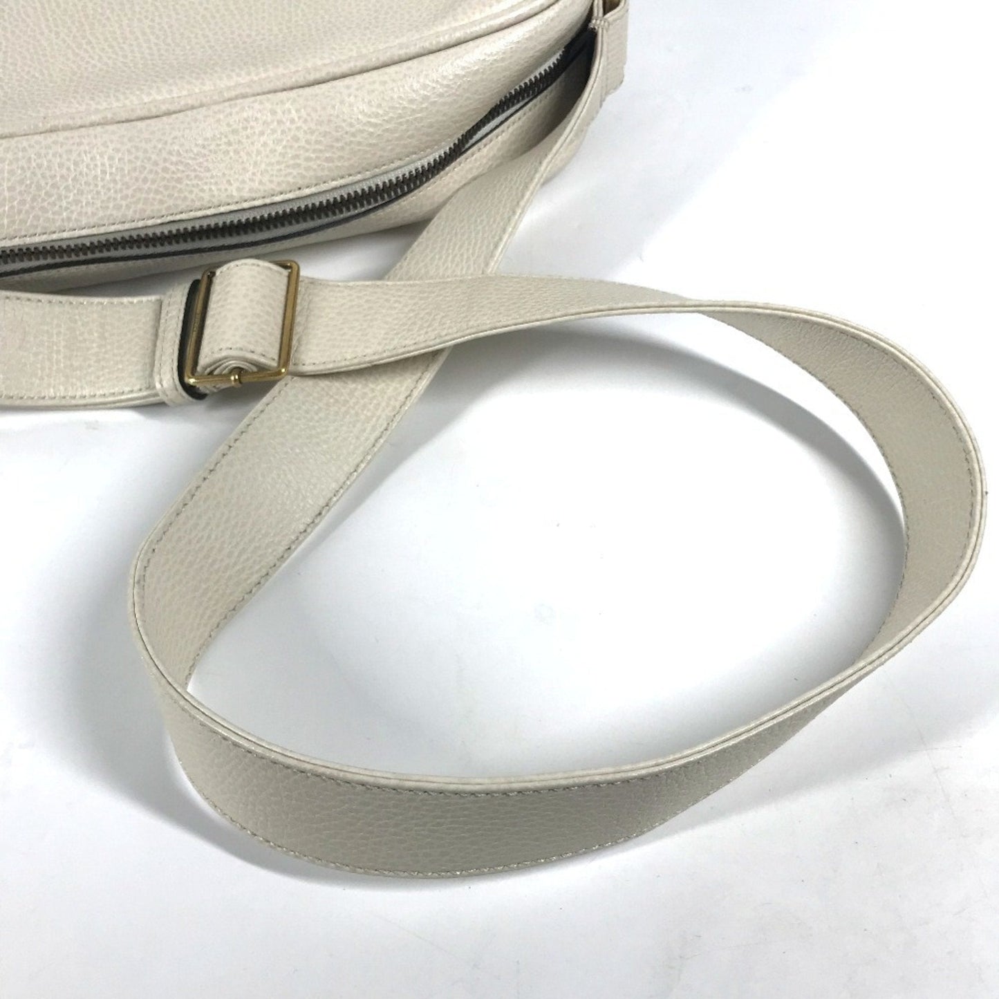 Gucci White Leather Messenger Bag Shoulder Bag ( )
