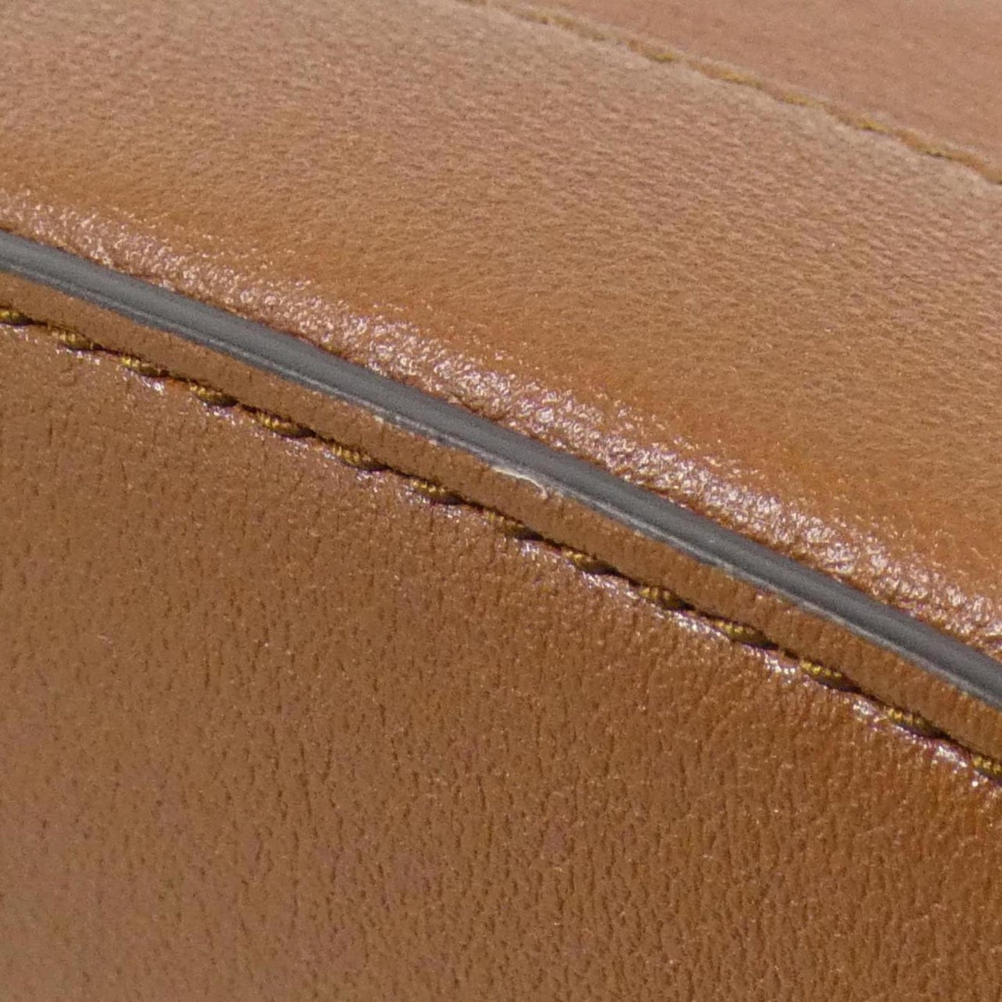 Gucci Brown Leather Handbag ( )