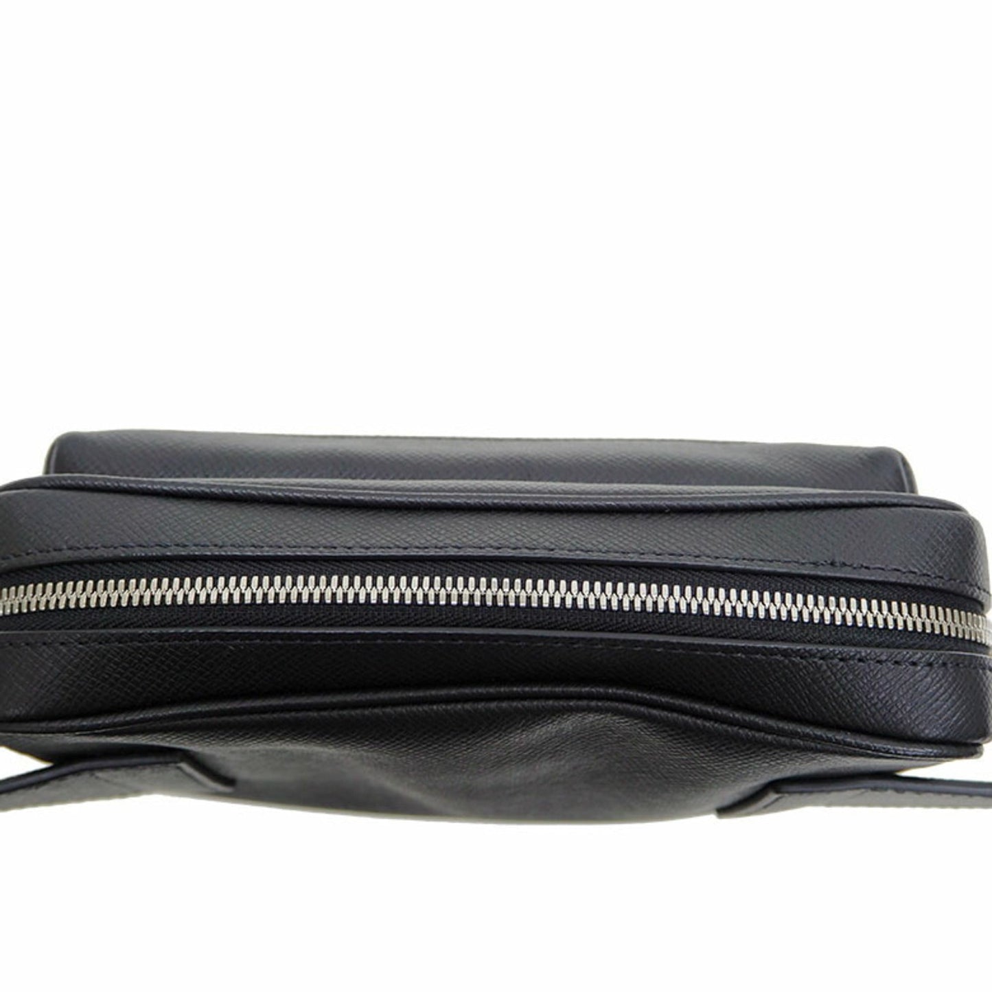 Louis Vuitton Bumback Outdoor Body Bag Taiga Black Waist Pouch Men's