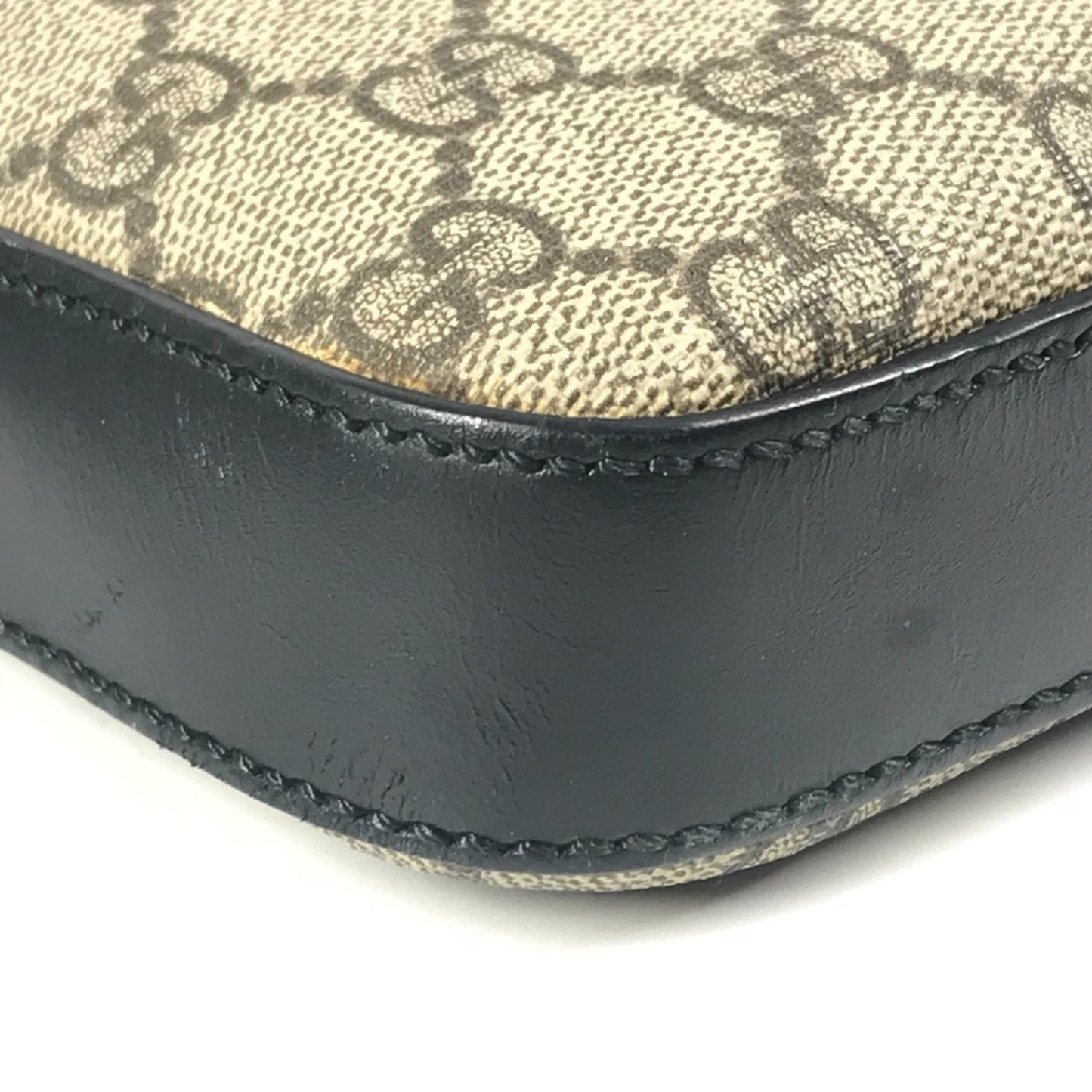 Gucci Beige Black Gg Supreme Leather Messenger Bag Shoulder Bag ( )