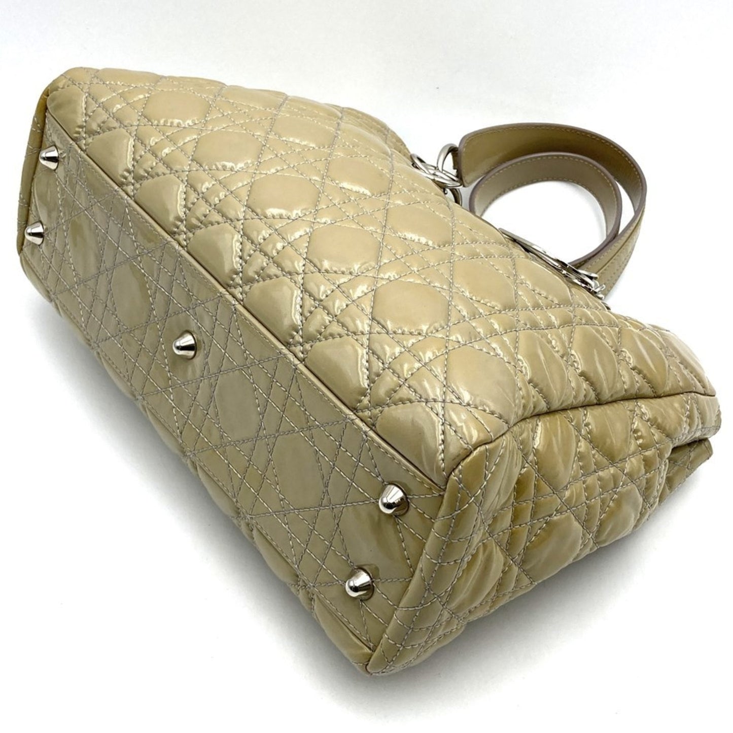 Christian Dior Beige Patent Leather Shoulder Bag ()