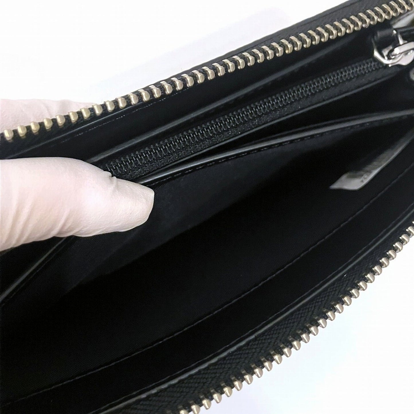 Gucci Navy Gg Supreme Long Wallet (Bi-Fold) ( )
