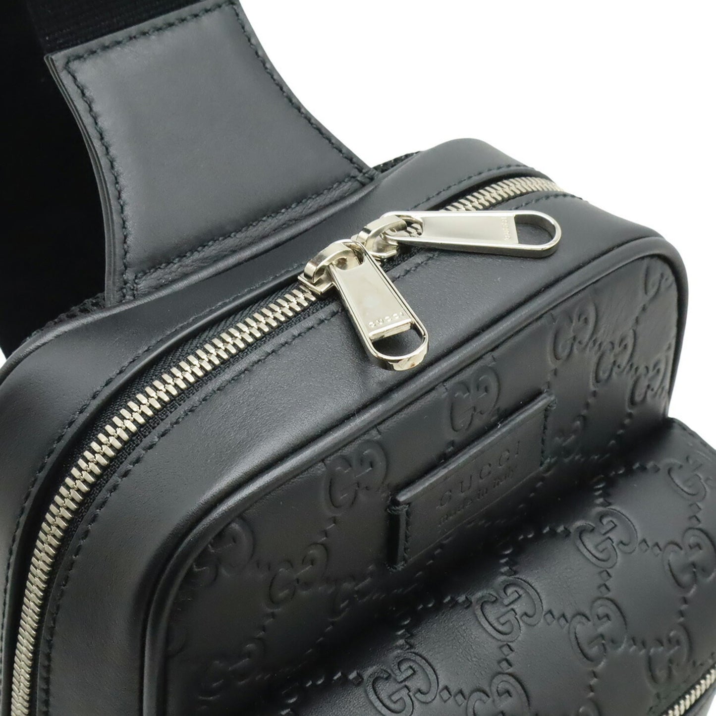 Gucci Black Leather Shoulder Bag ( )