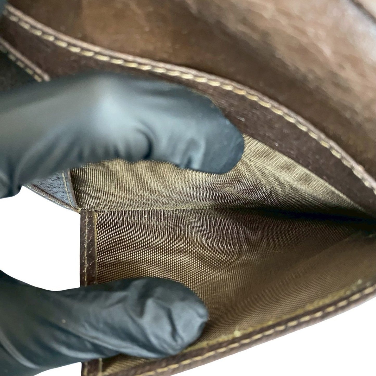 Gucci Brown Leather Long Wallet (Bi-Fold) ( )