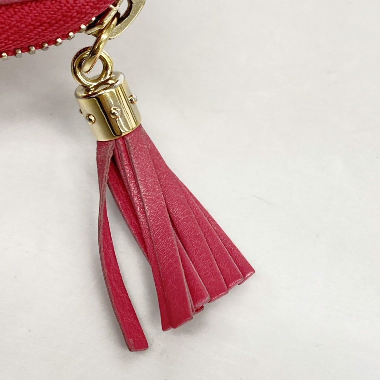 Gucci Pink Leather Long Wallet (Bi-Fold) ( )
