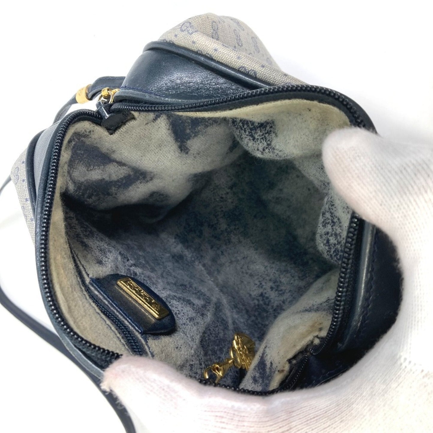 Gucci Navy Pvc Leather Pochette Shoulder Bag ( )